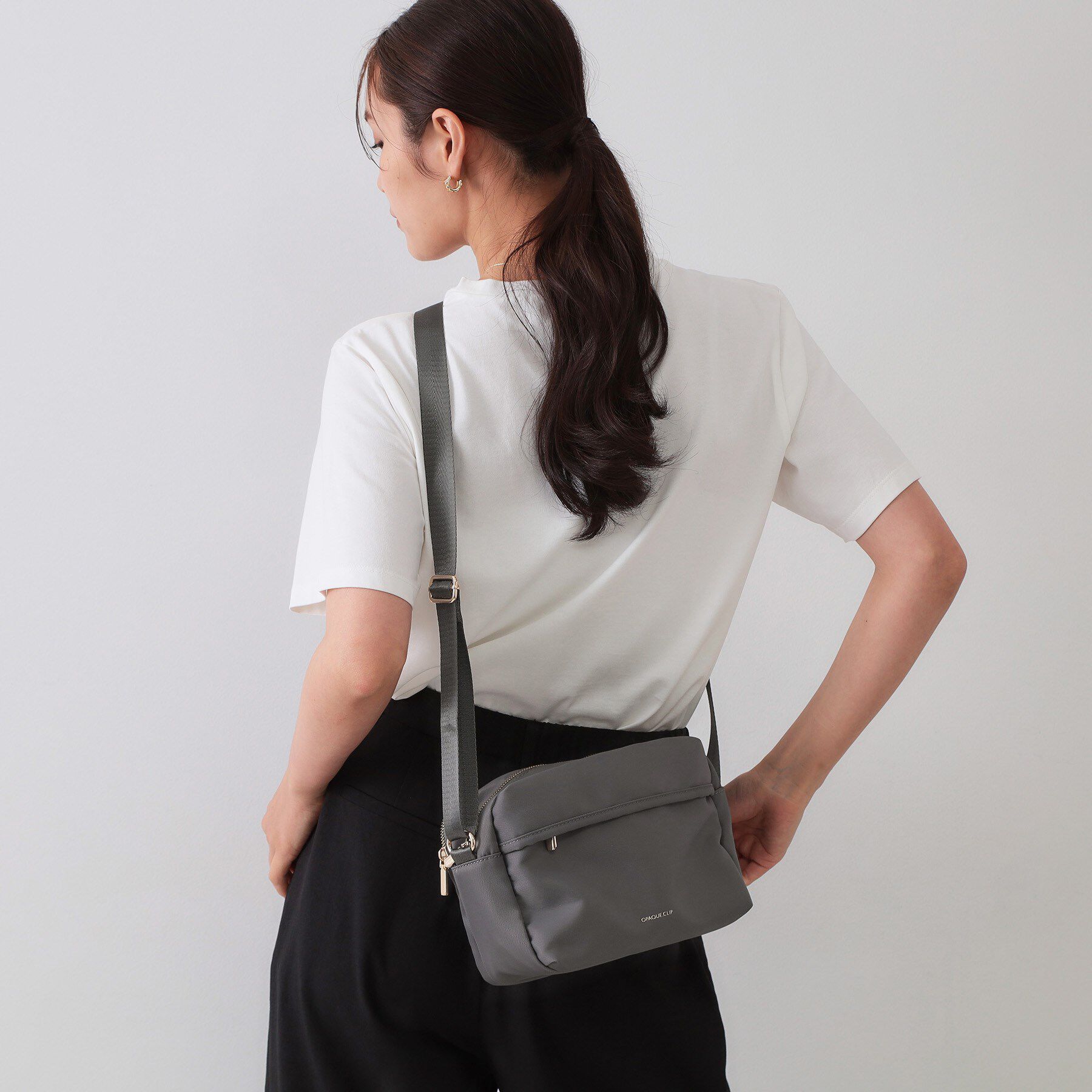 OPAQUE.CLIP「【軽量/撥水加工/多ポケット】ツイルピジョンミニショルダーバッグ」|ショルダー・メッセンジャー|チャコールグレー(0