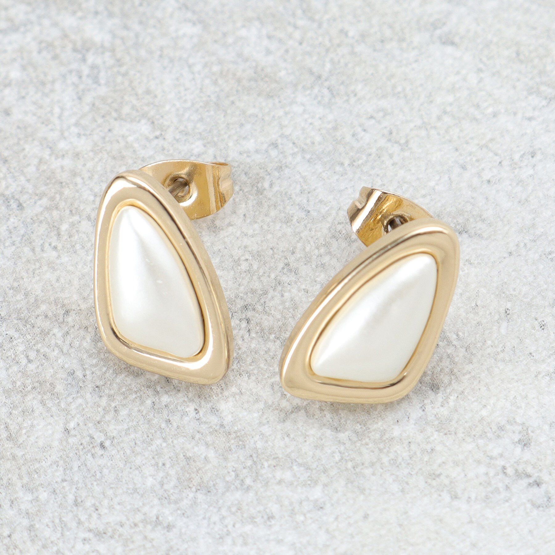 OPAQUE.CLIP「ドロップ型ピアス」|ピアス|