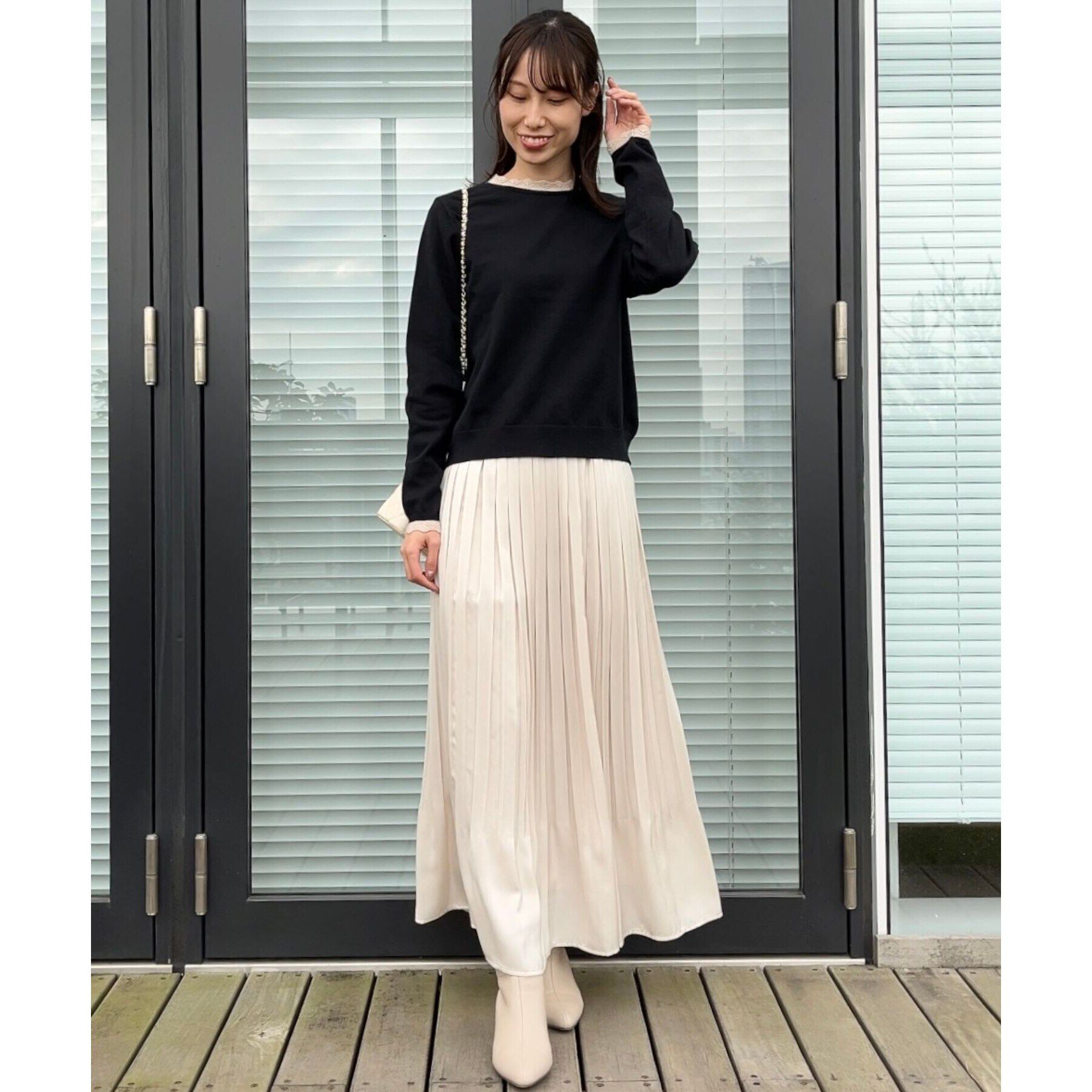 Couture broach「【軽やか・上品なツヤ感】ピーチサテンプリーツスカート」|スカート|