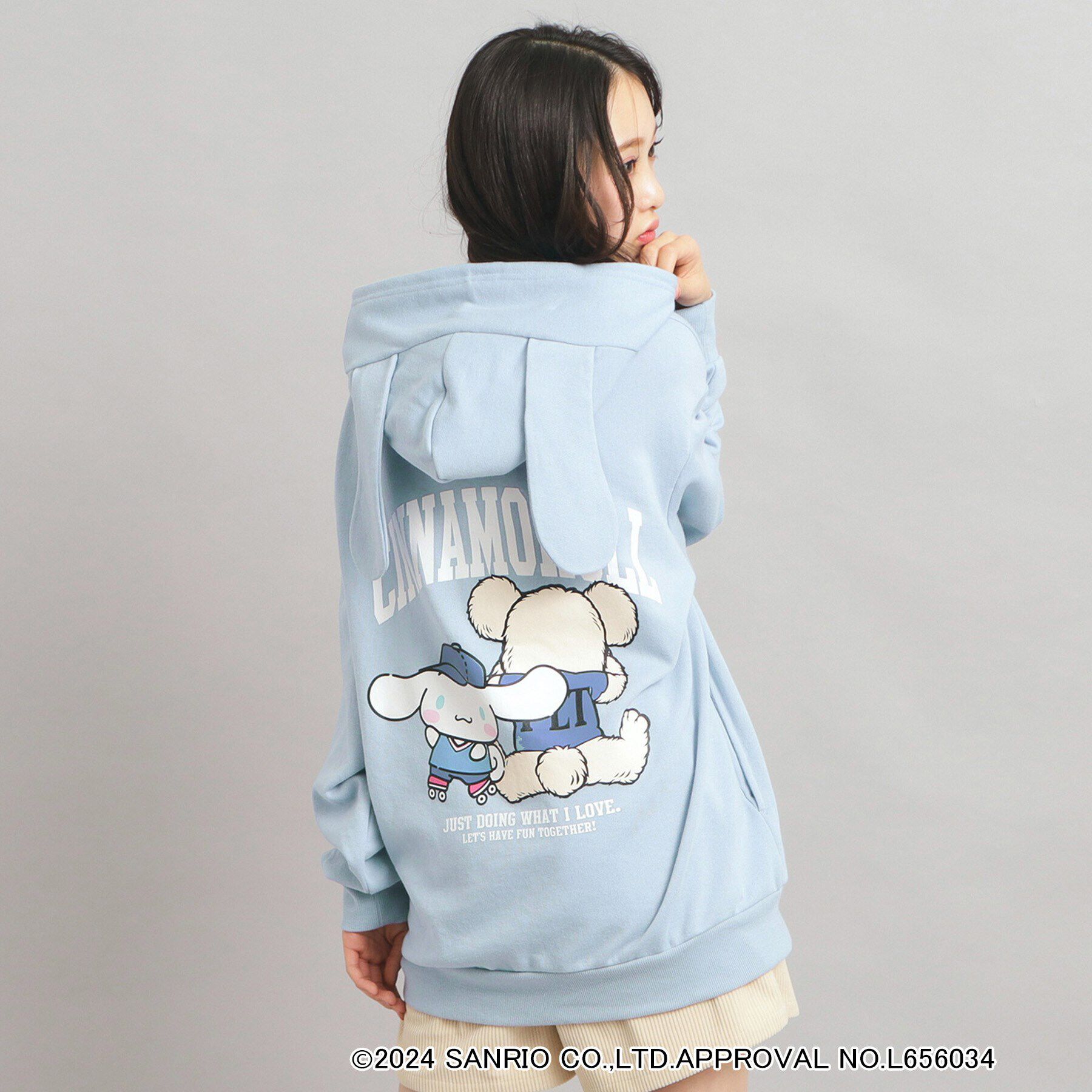 PINK-latte「【サンリオキャラクターズコラボ】耳付きフードパーカー」|パーカー|ﾌﾞﾙｰ(091)