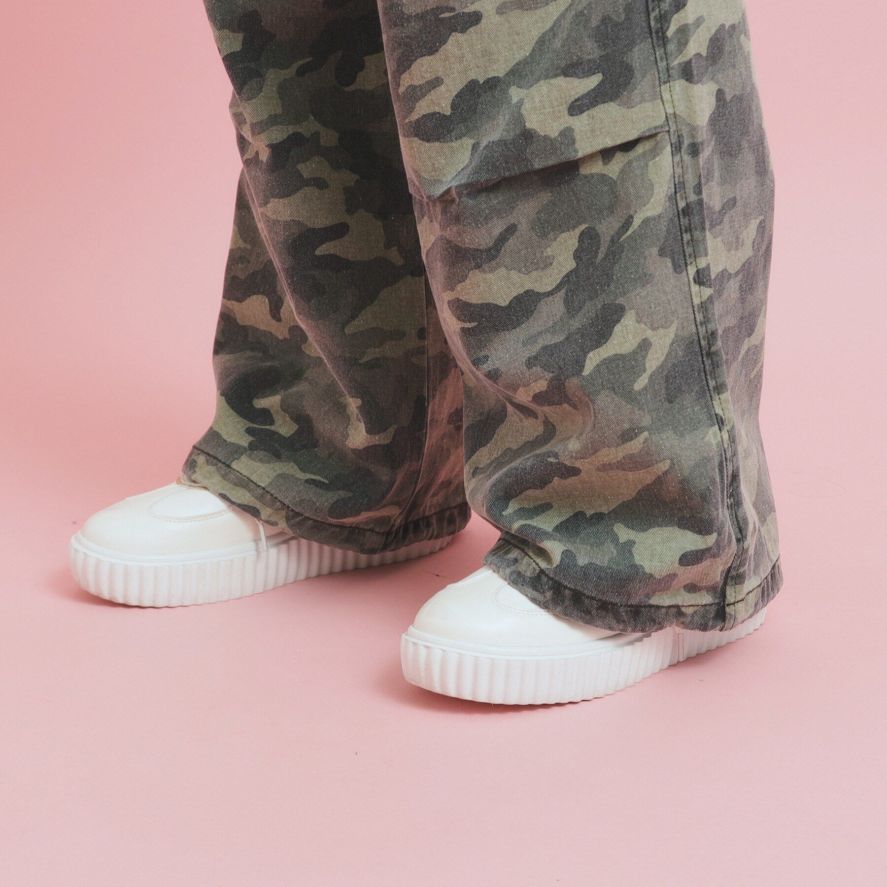 PINK-latte「ゆったりシルエットのカーゴパンツ」|その他|