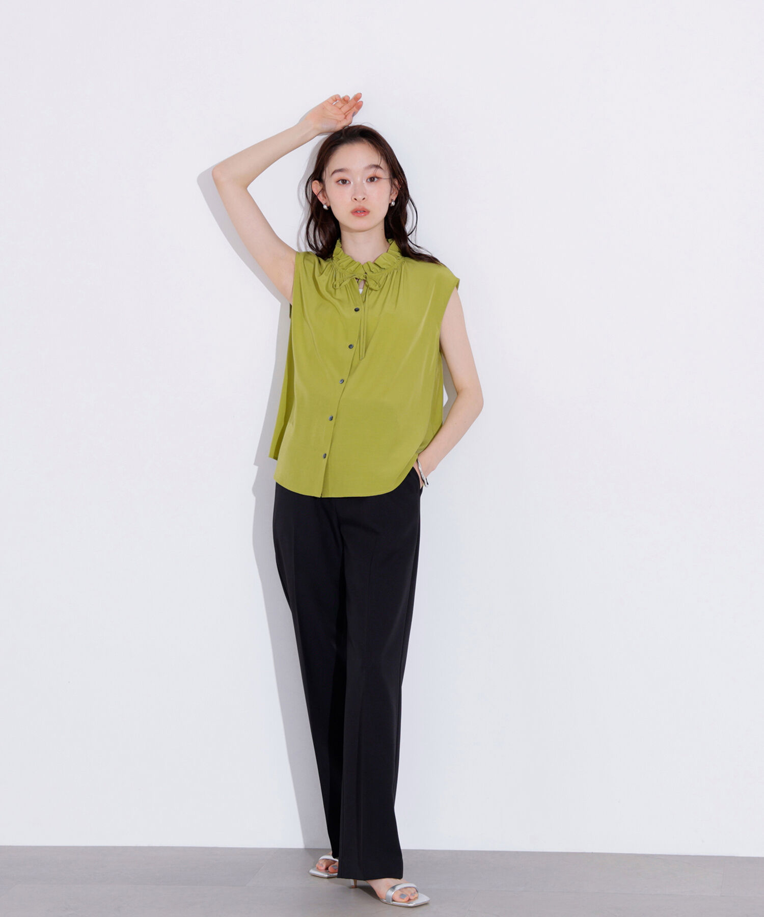  「スタンドフリルネックブラウス」|シャツ・ブラウス|