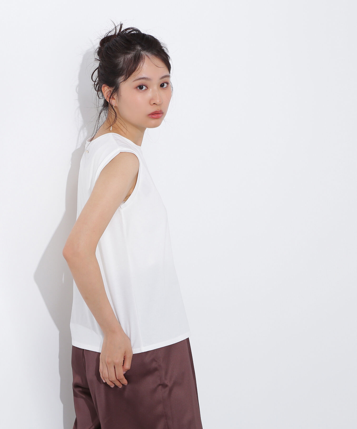  「メタルプレートノースリーブカットソー」|Tシャツ・カットソー|