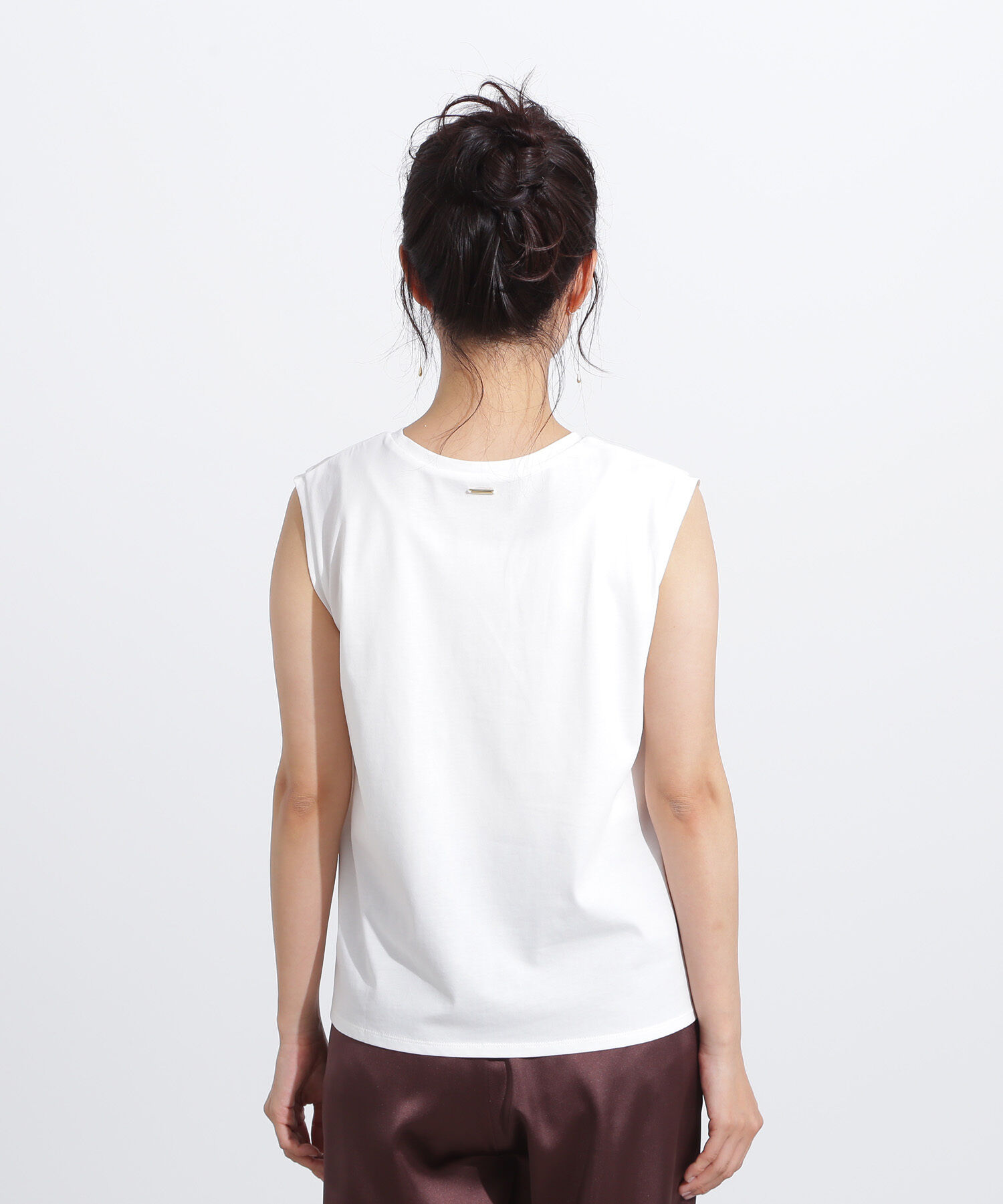  「メタルプレートノースリーブカットソー」|Tシャツ・カットソー|