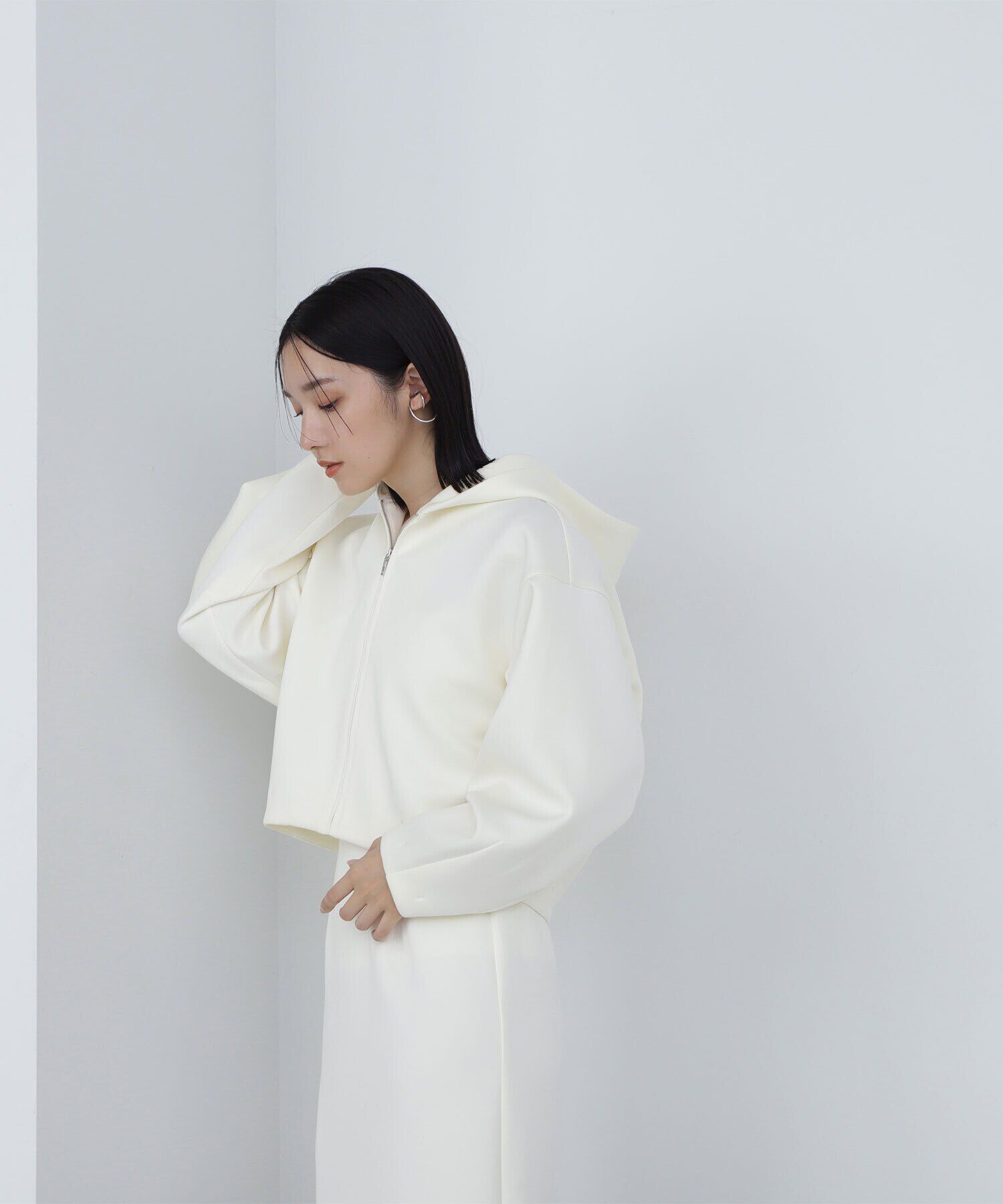  「ダンボールフーディー＆ナロースカート」|ワンピース|