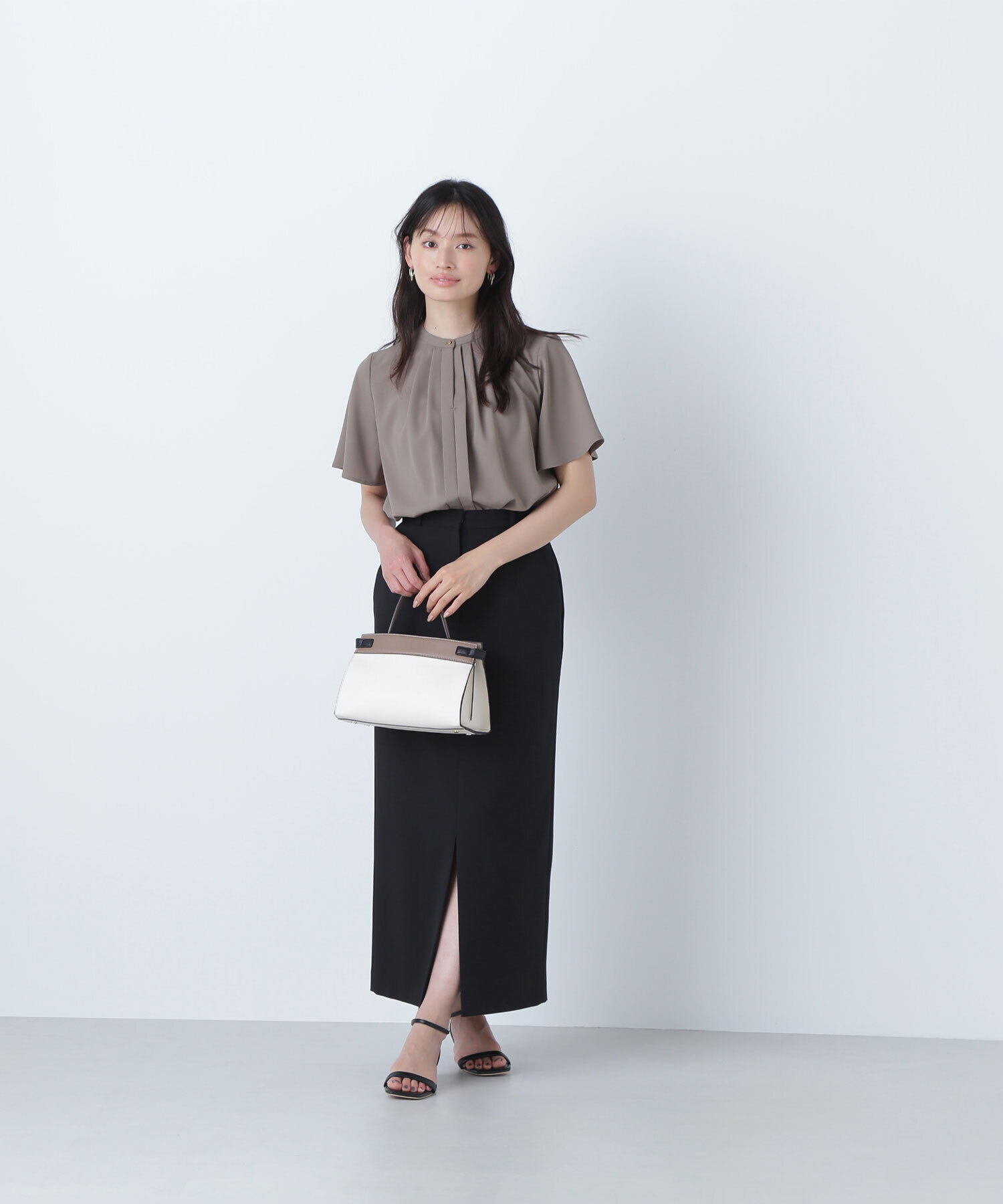  「フロントスリットナロースカート」|スカート|ブラック