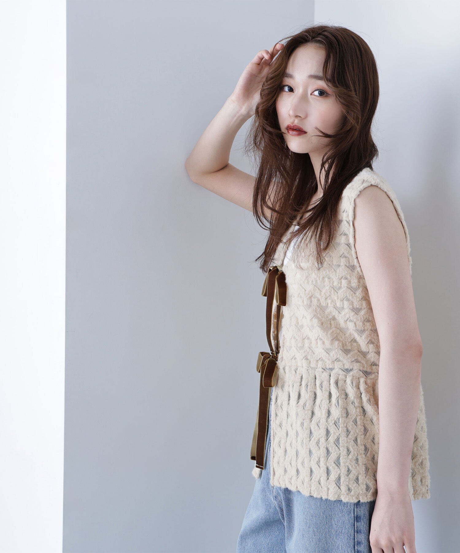  「フェザーレースジレ」|シャツ・ブラウス|ベージュ2