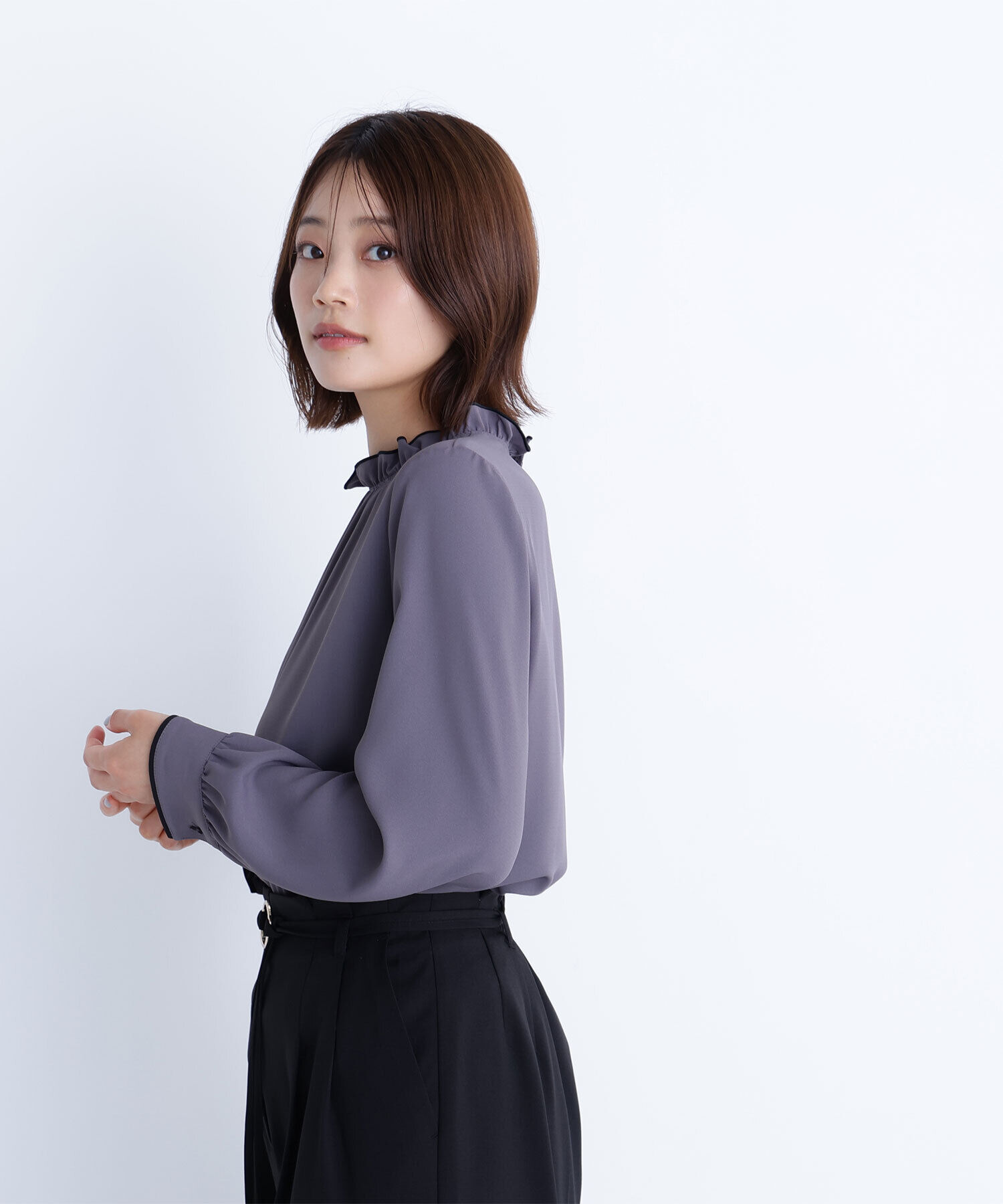  「バイカラーフリルネックブラウス」|シャツ・ブラウス|