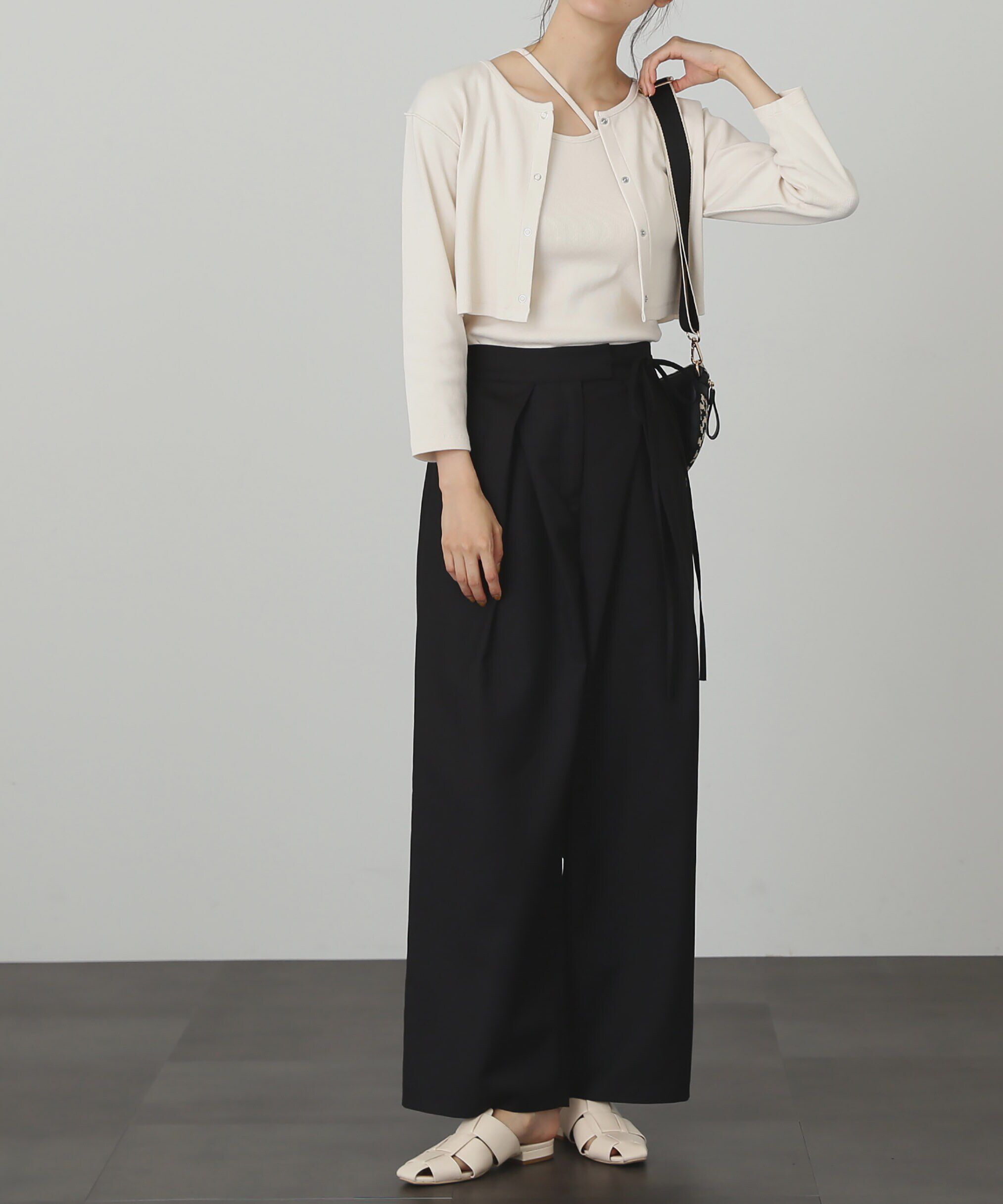  「クロスタックストレートワイドパンツ」|その他|