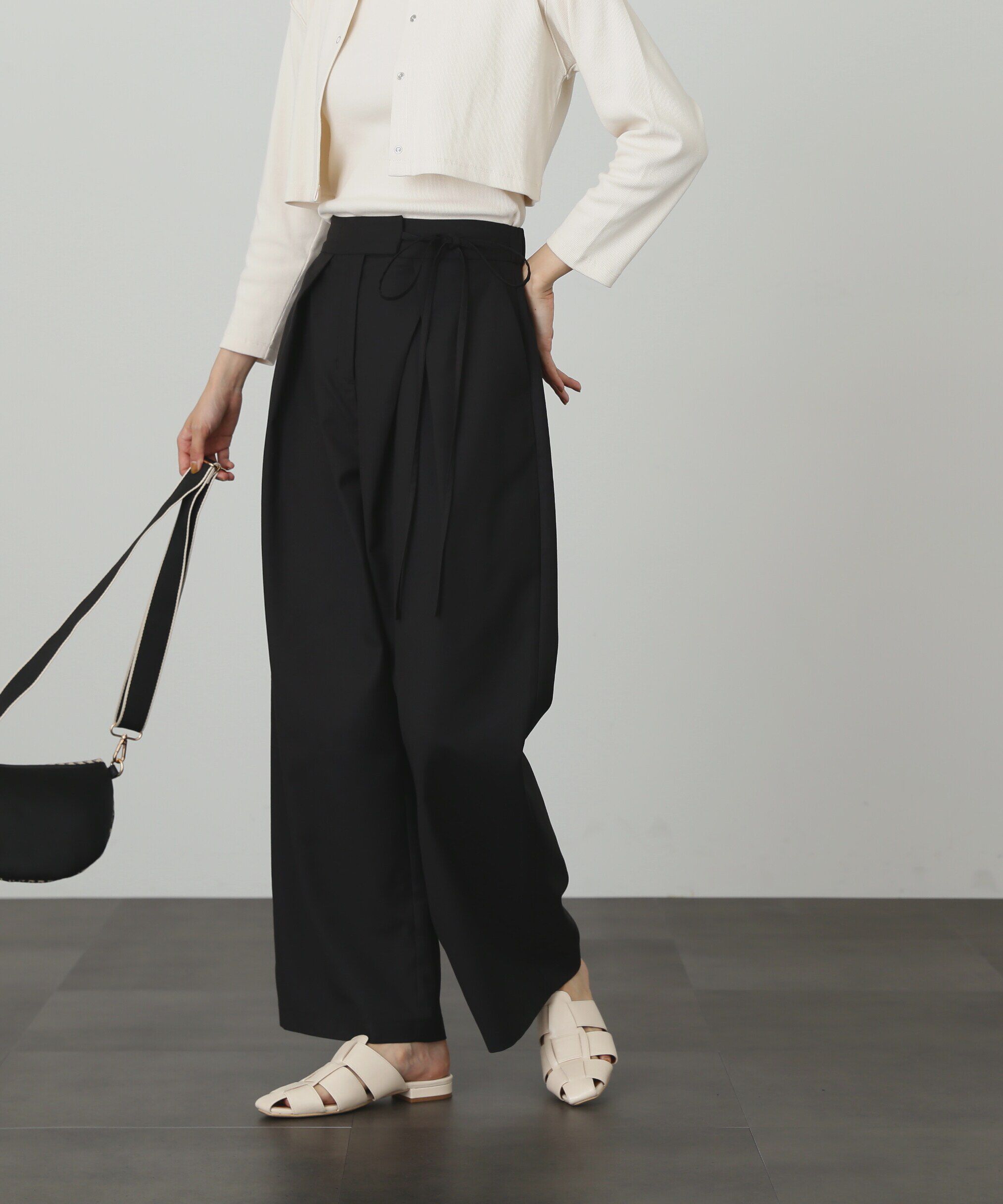  「クロスタックストレートワイドパンツ」|その他|