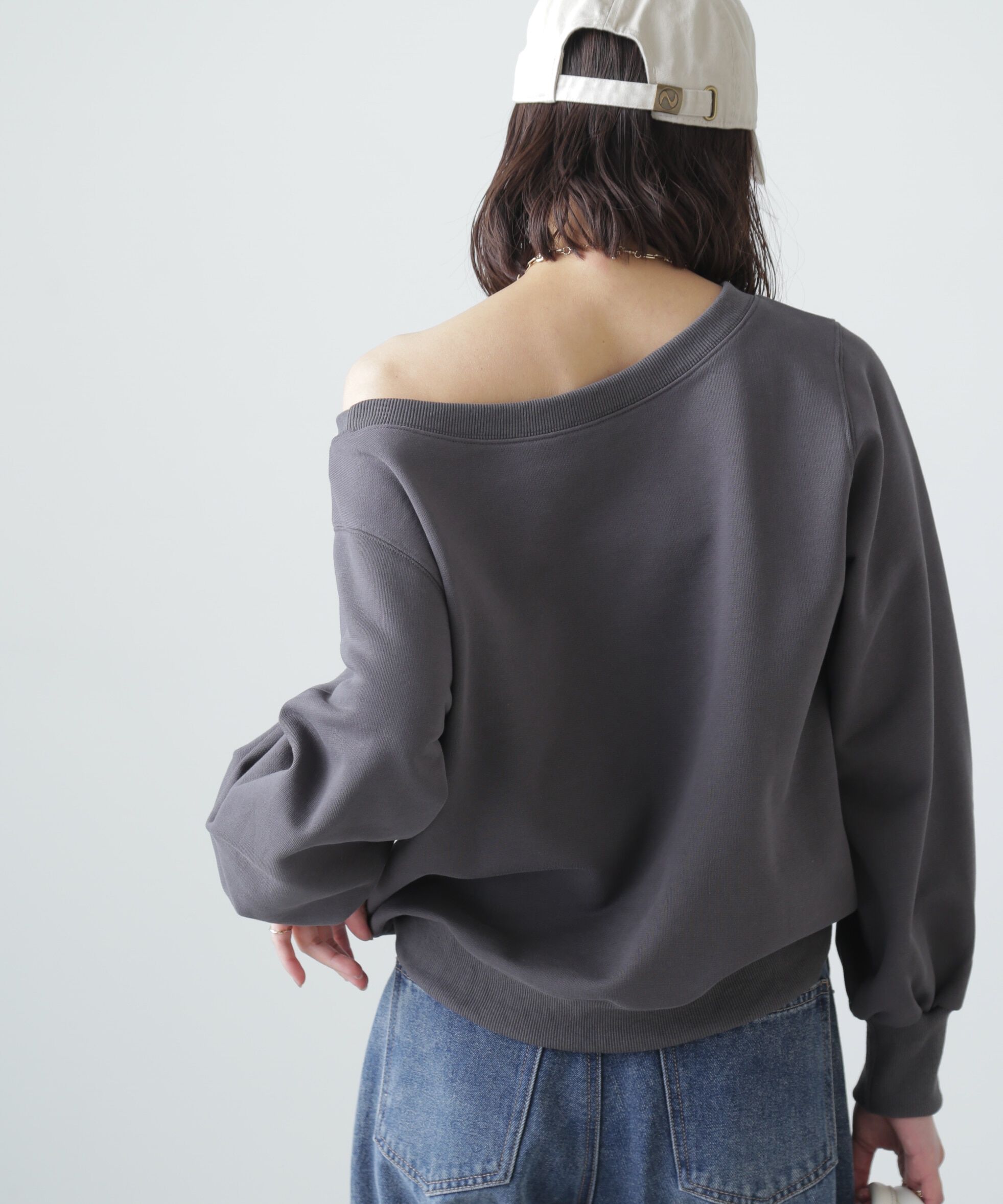  「オフショルスウェット」|Tシャツ・カットソー|