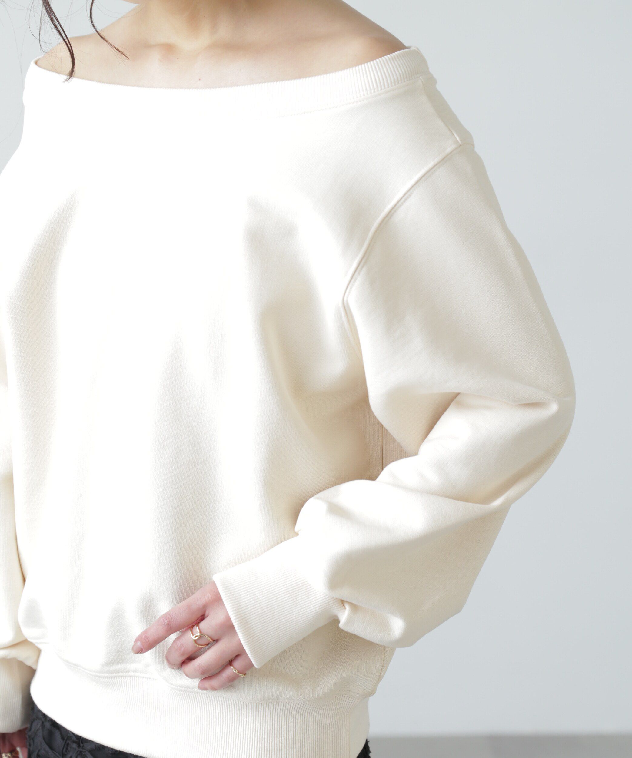  「オフショルスウェット」|Tシャツ・カットソー|