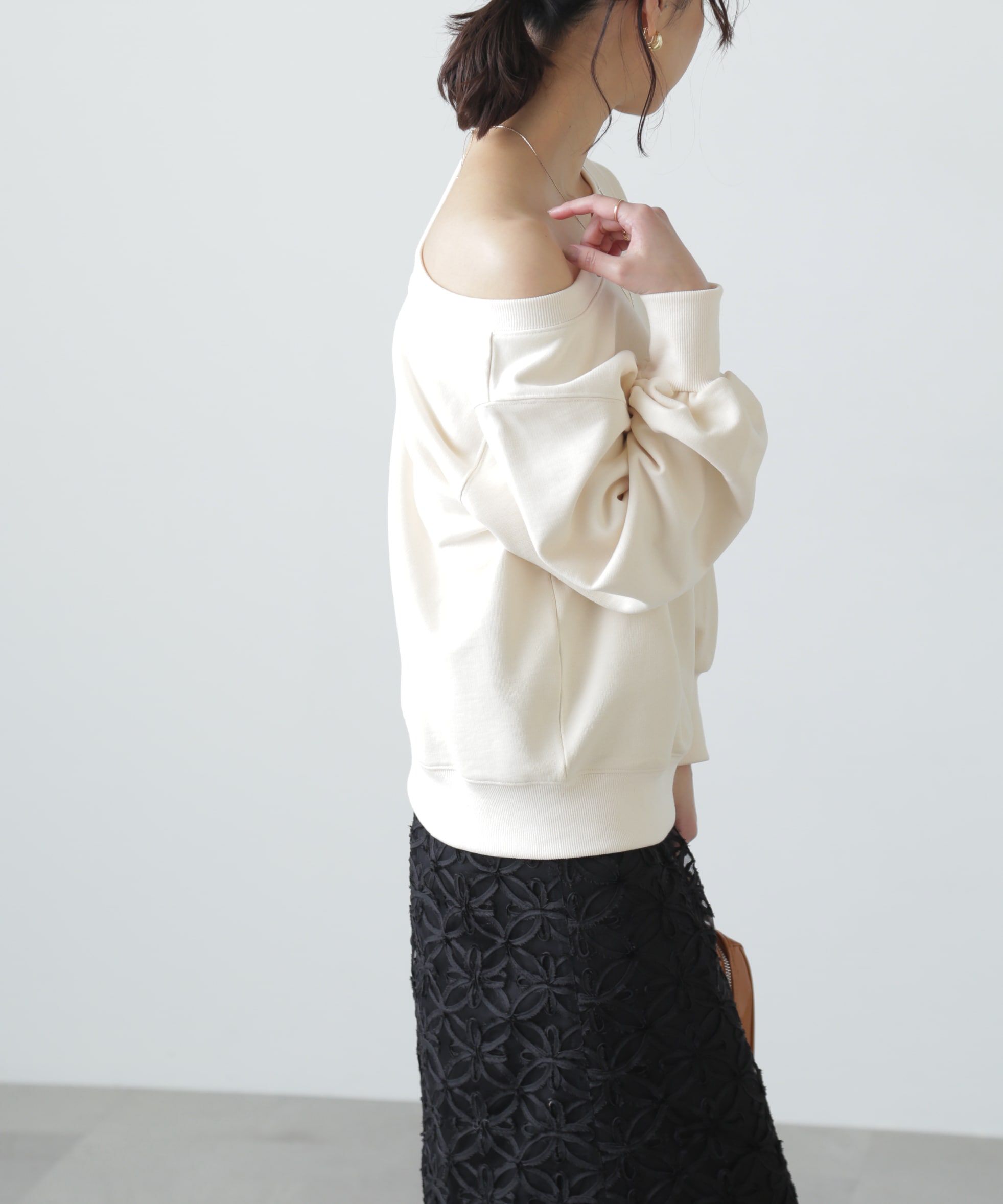  「オフショルスウェット」|Tシャツ・カットソー|