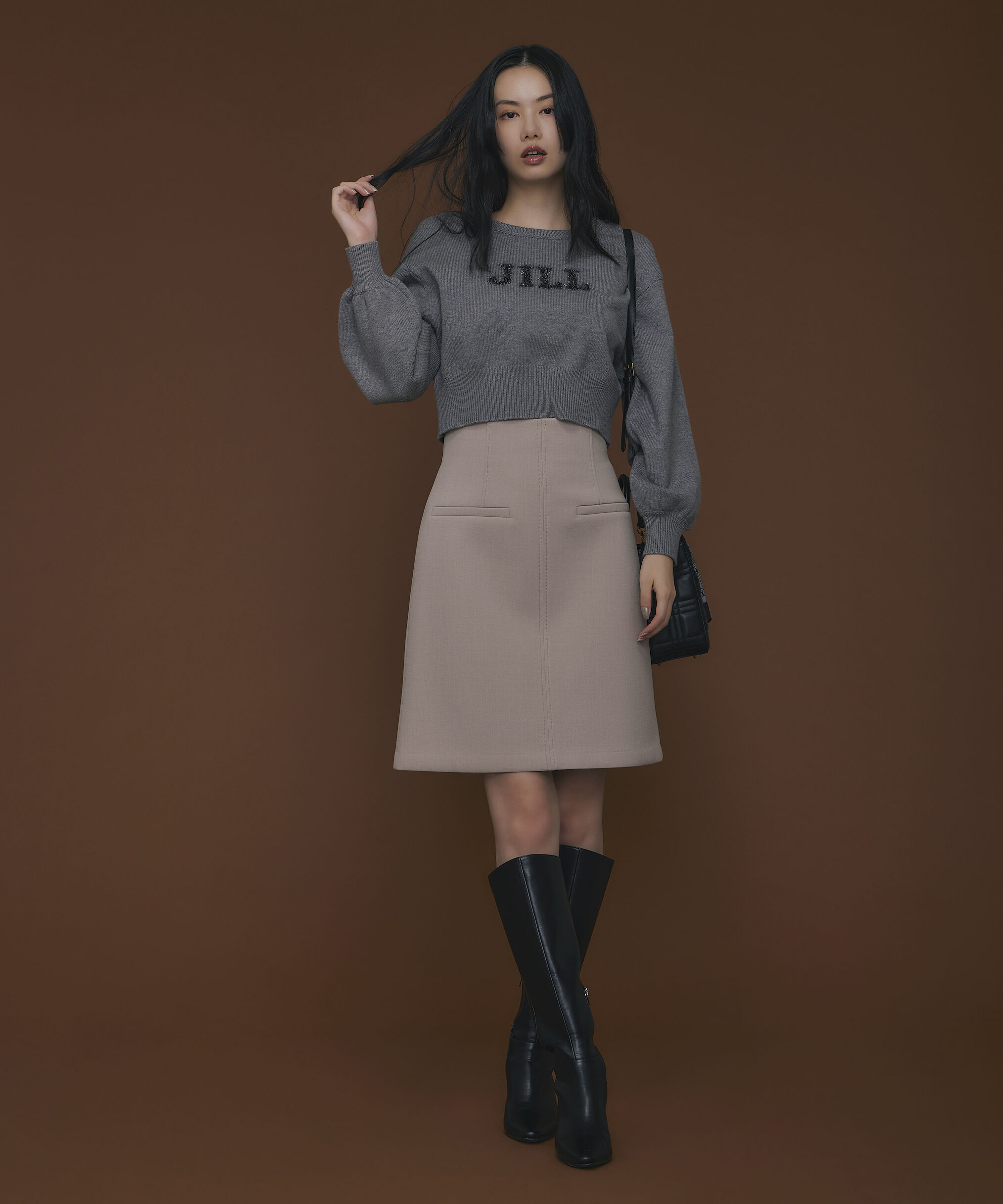  「バリエ―ションジャガードロゴニット」|ニット・セーター|