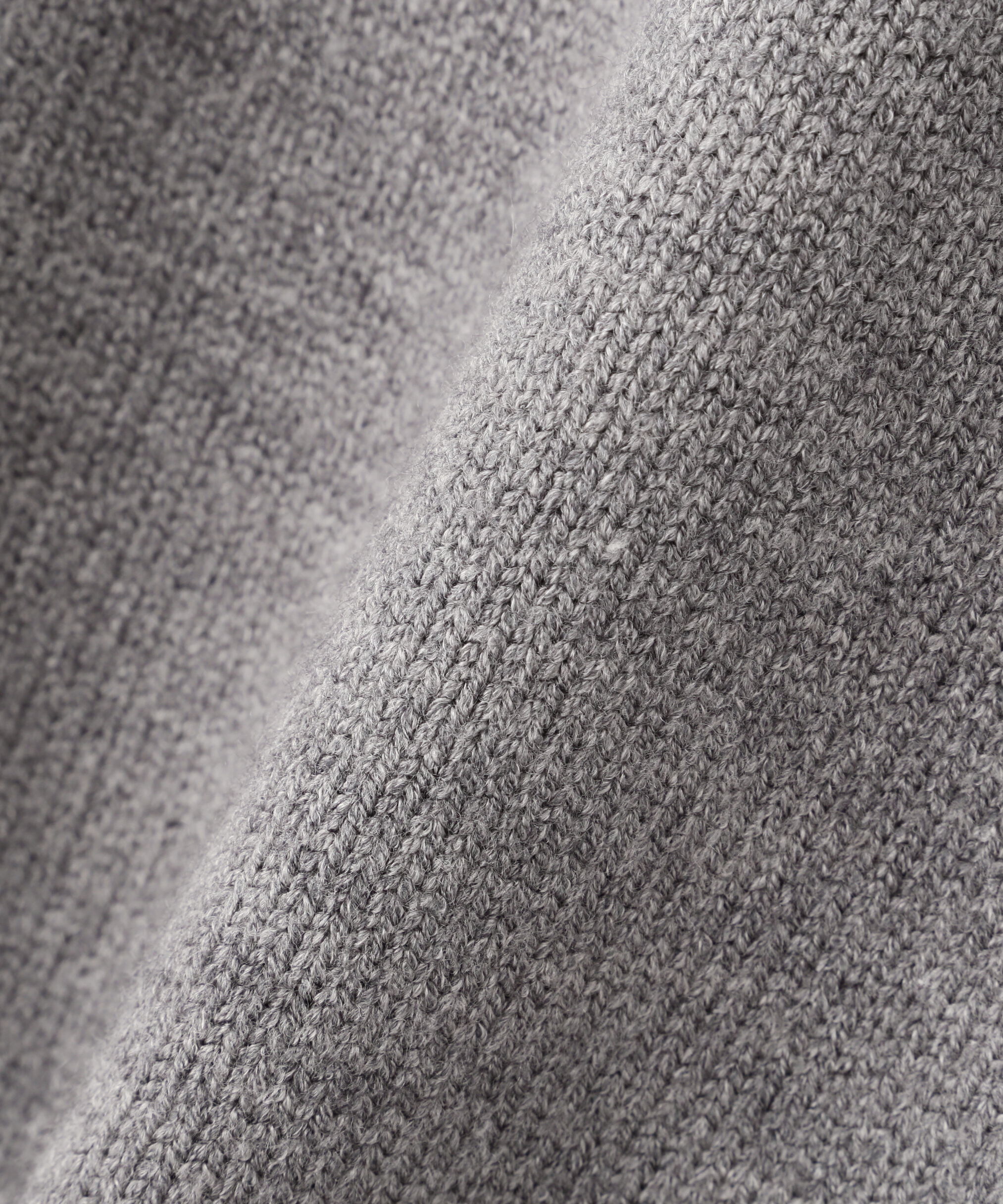  「バリエ―ションジャガードロゴニット」|ニット・セーター|