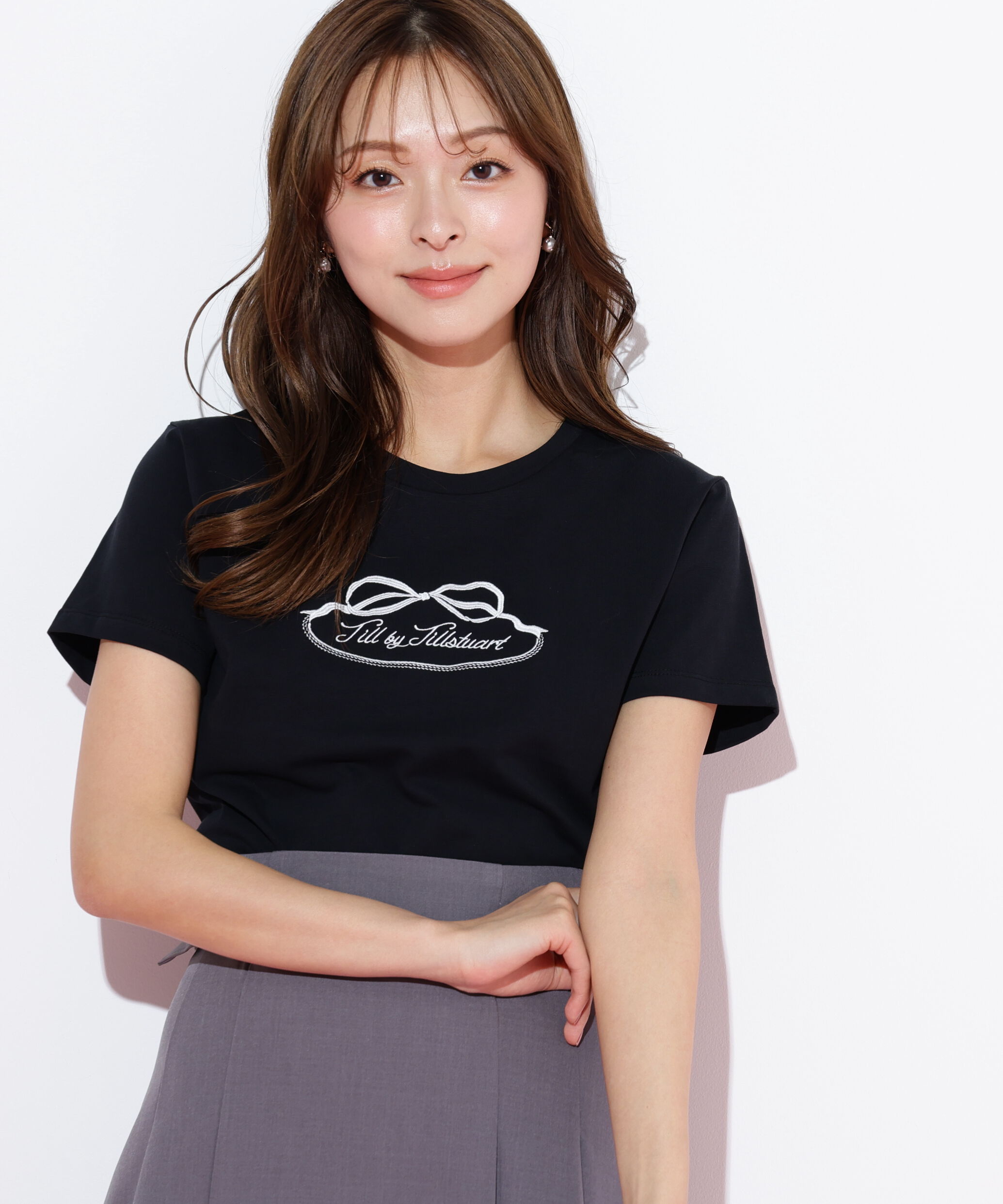  「オーガニックコットンリボンフレームロゴTシャツ」|Tシャツ・カットソー|