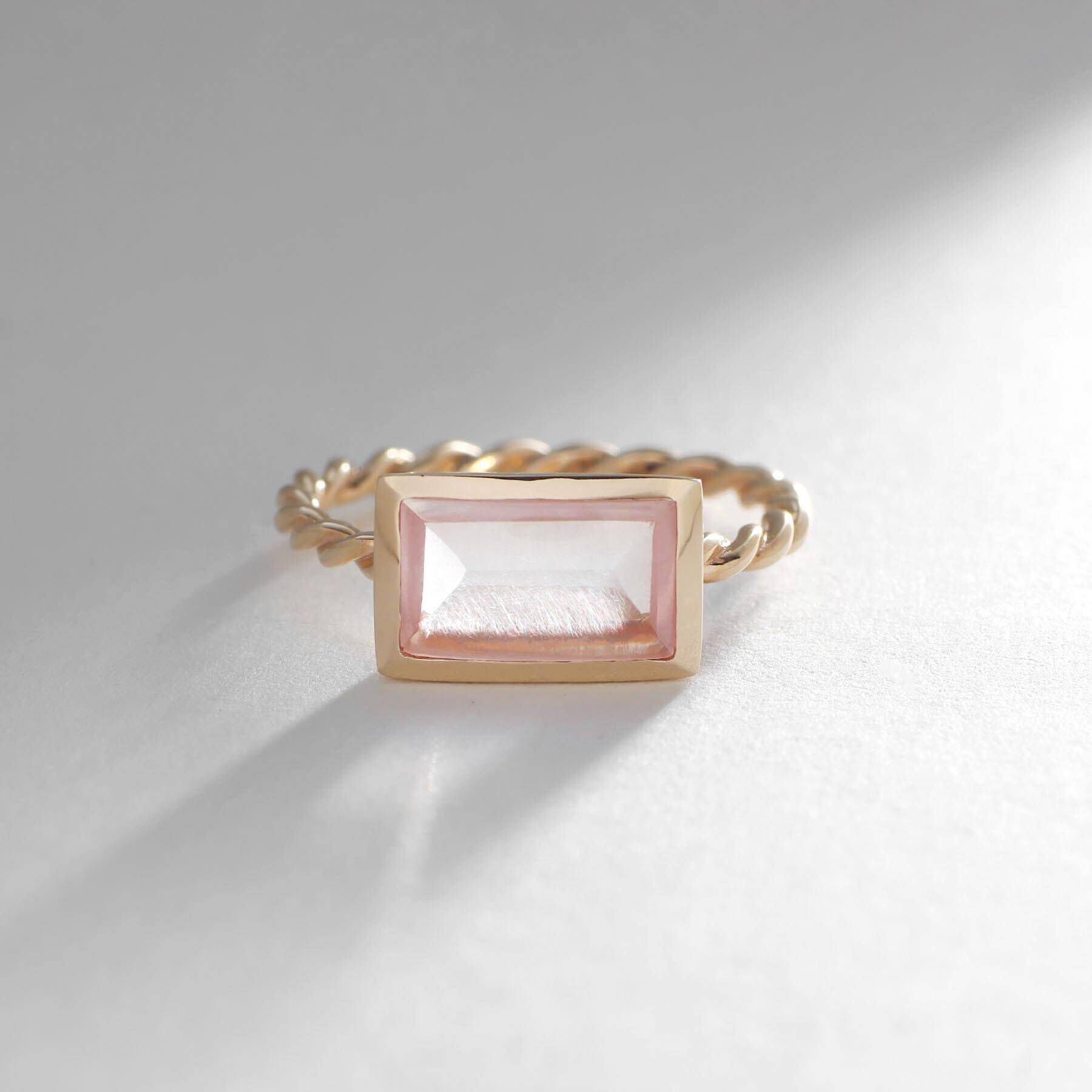 COCOSHNIK「K10ローズクォーツ バフトップカット リング」|リング|