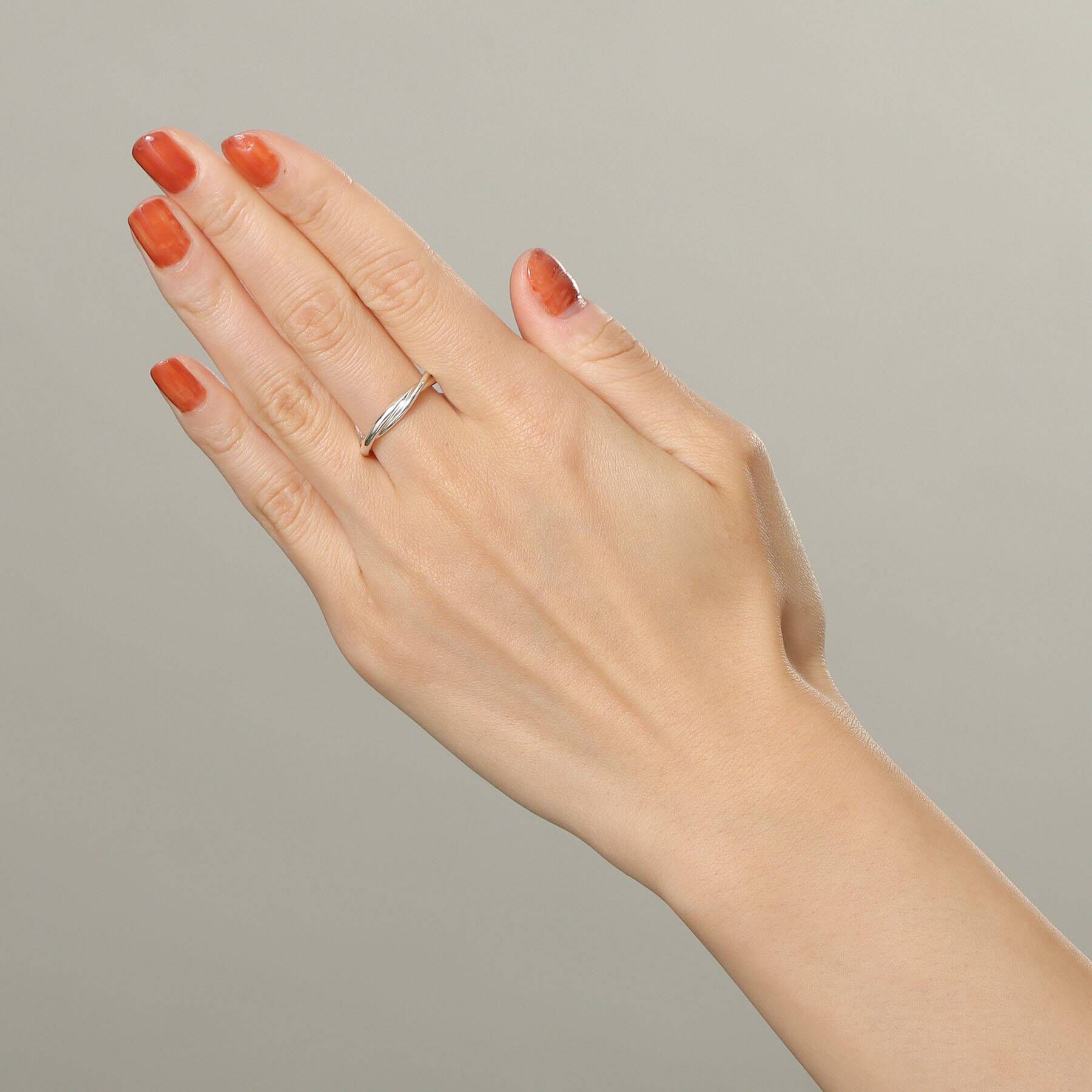 COCOSHNIK「シルバー ダブルラインツイスト リング」|リング|