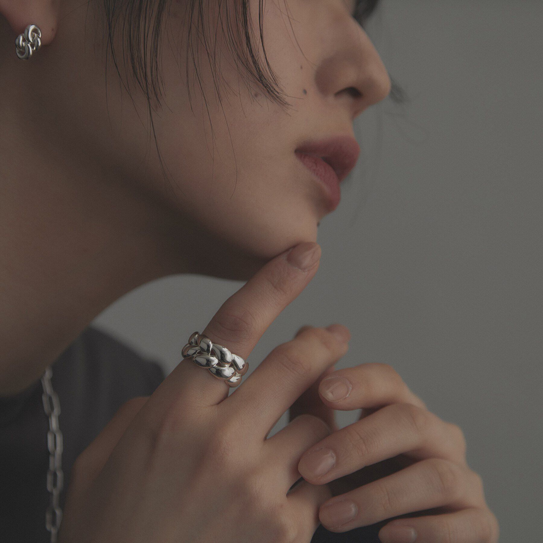 COCOSHNIK ONKITSCH「シルバー ニッティングモチーフ エタニティリングL」|リング|