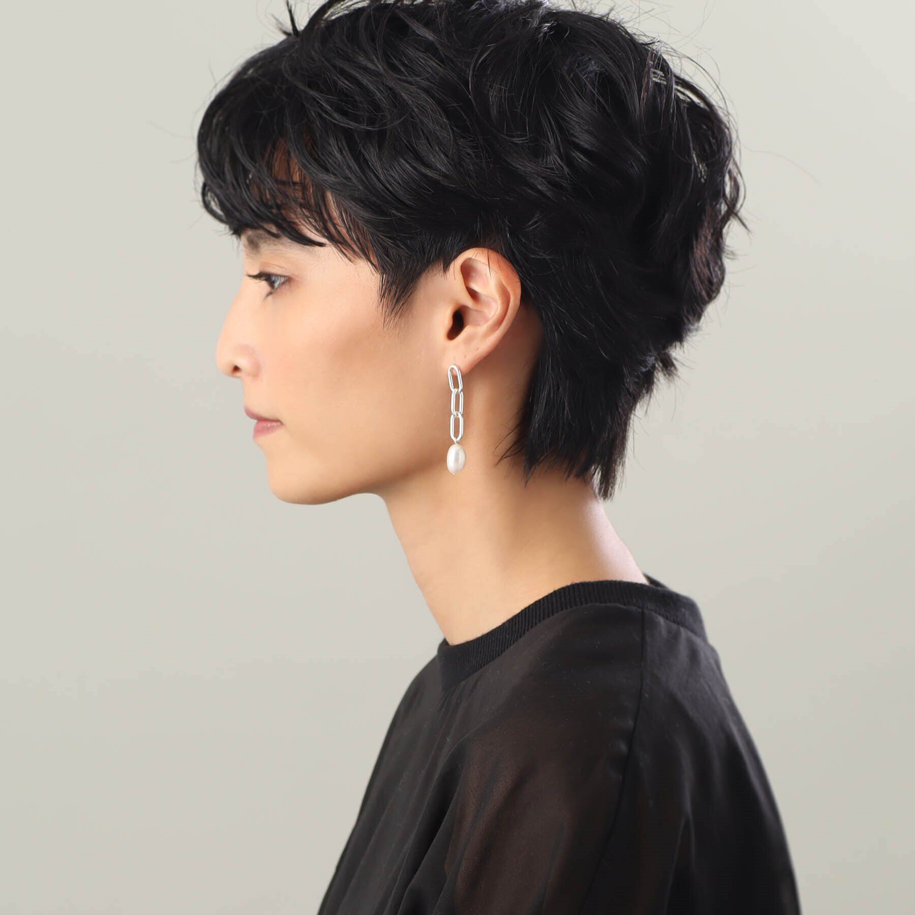 COCOSHNIK ONKITSCH「シルバー バロックパール チェーンリンク ロングピアス」|ピアス|