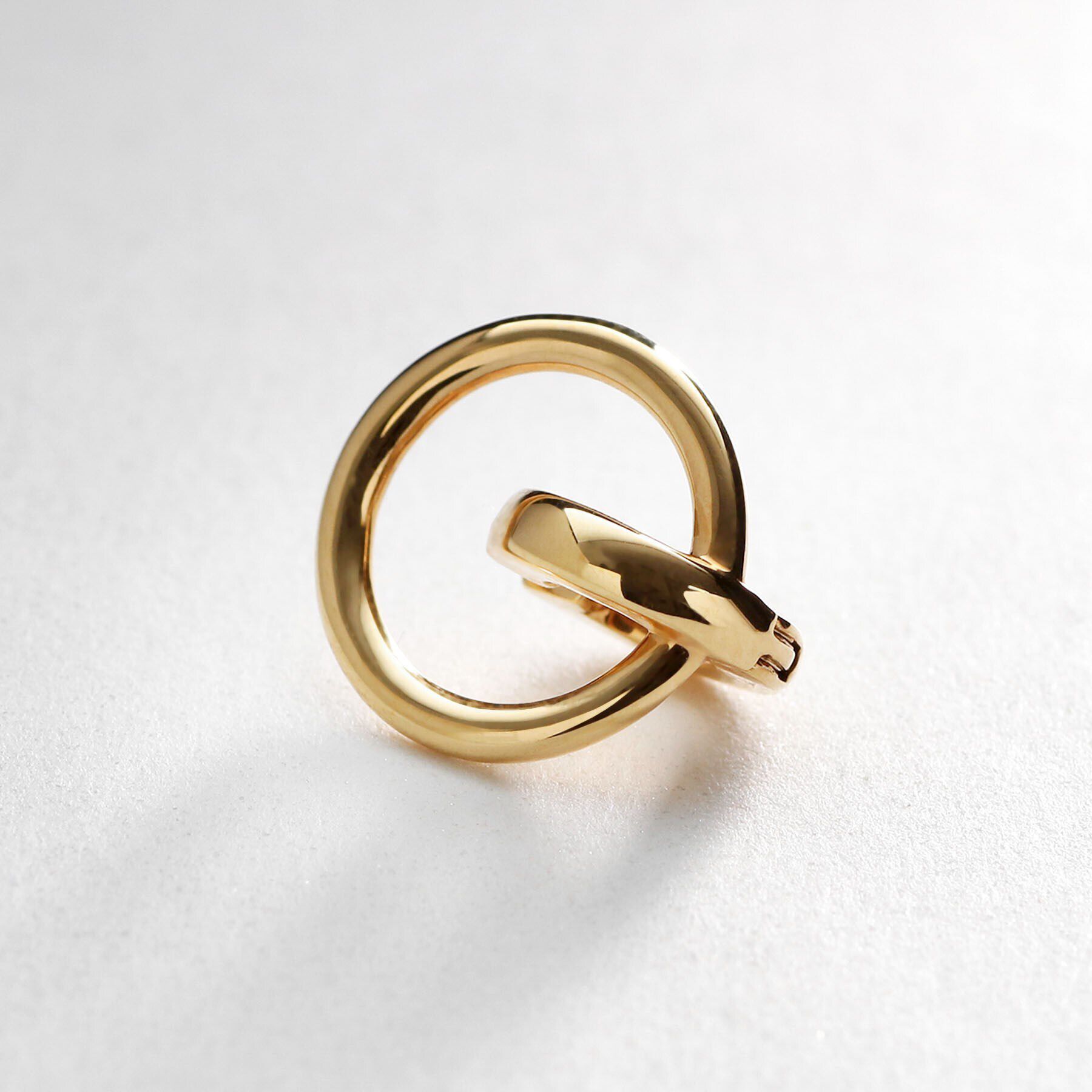 COCOSHNIK ONKITSCH「シルバー サークル　イヤリング GP」|イヤリング|