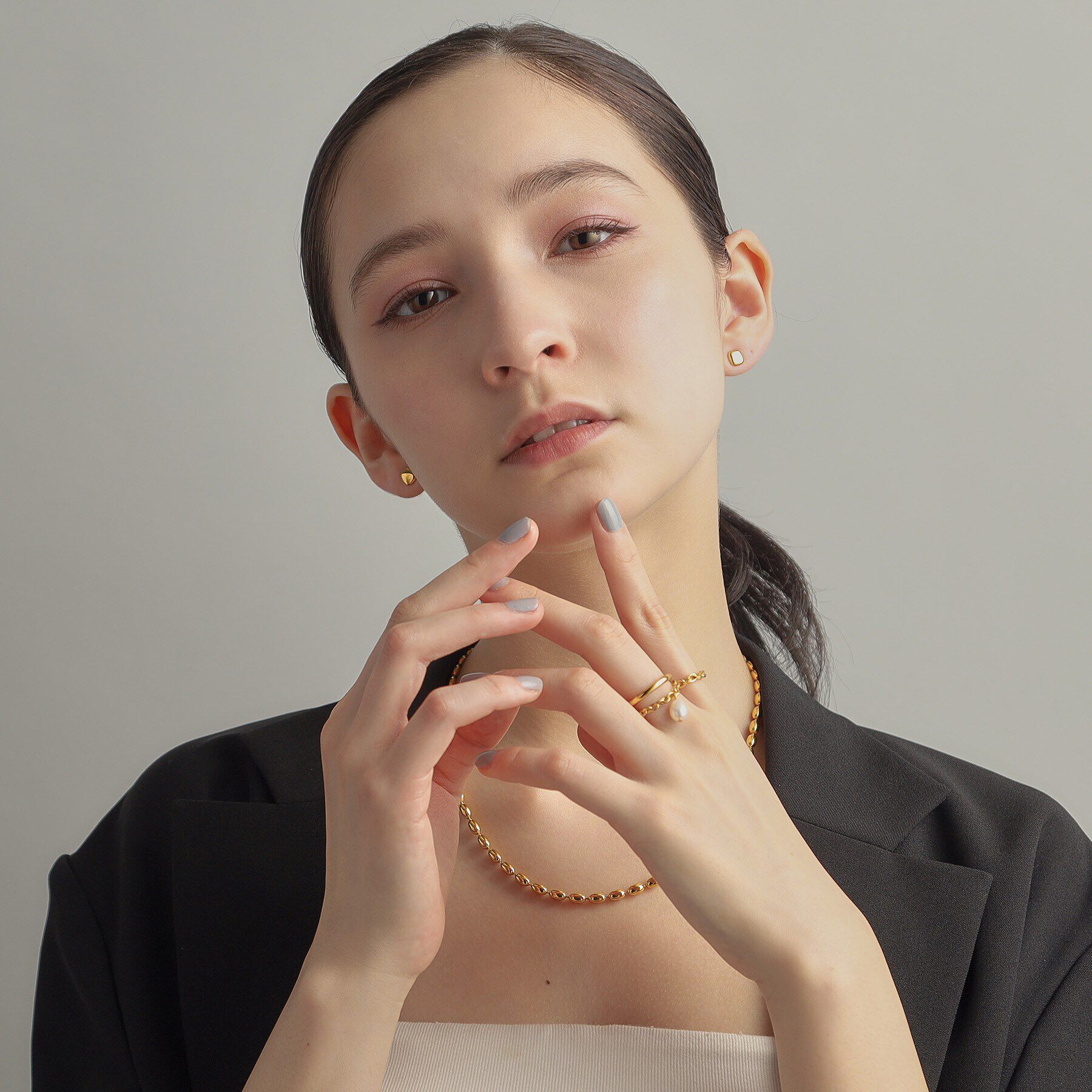 COCOSHNIK ONKITSCH「シルバー クッションシェイプ スタッドピアス GP」|ピアス|