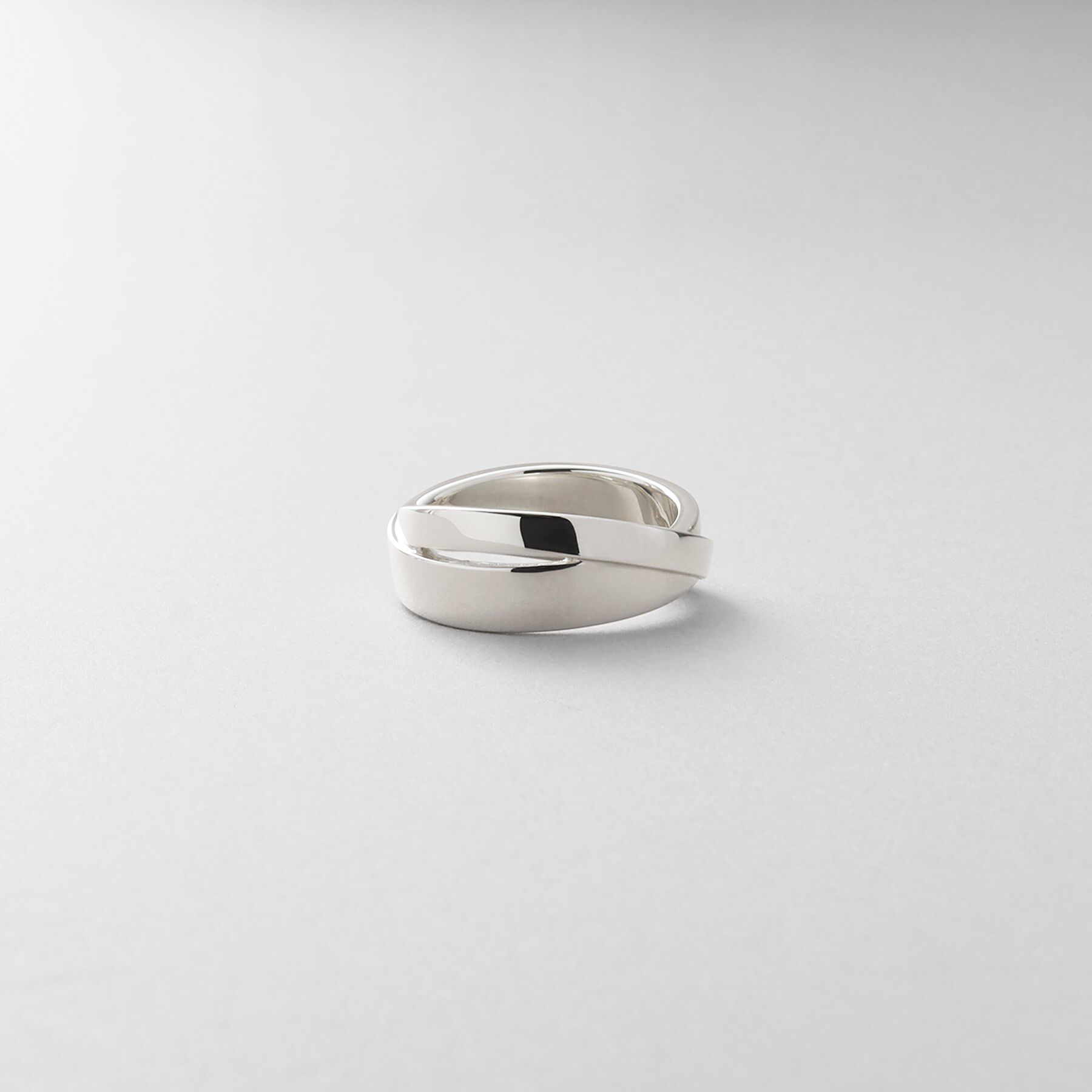 COCOSHNIK ONKITSCH「シルバー フラットクロスリング」|リング|