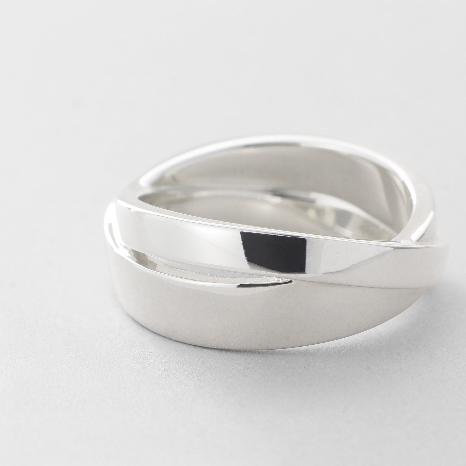 COCOSHNIK ONKITSCH「シルバー フラットクロスリング」|リング|