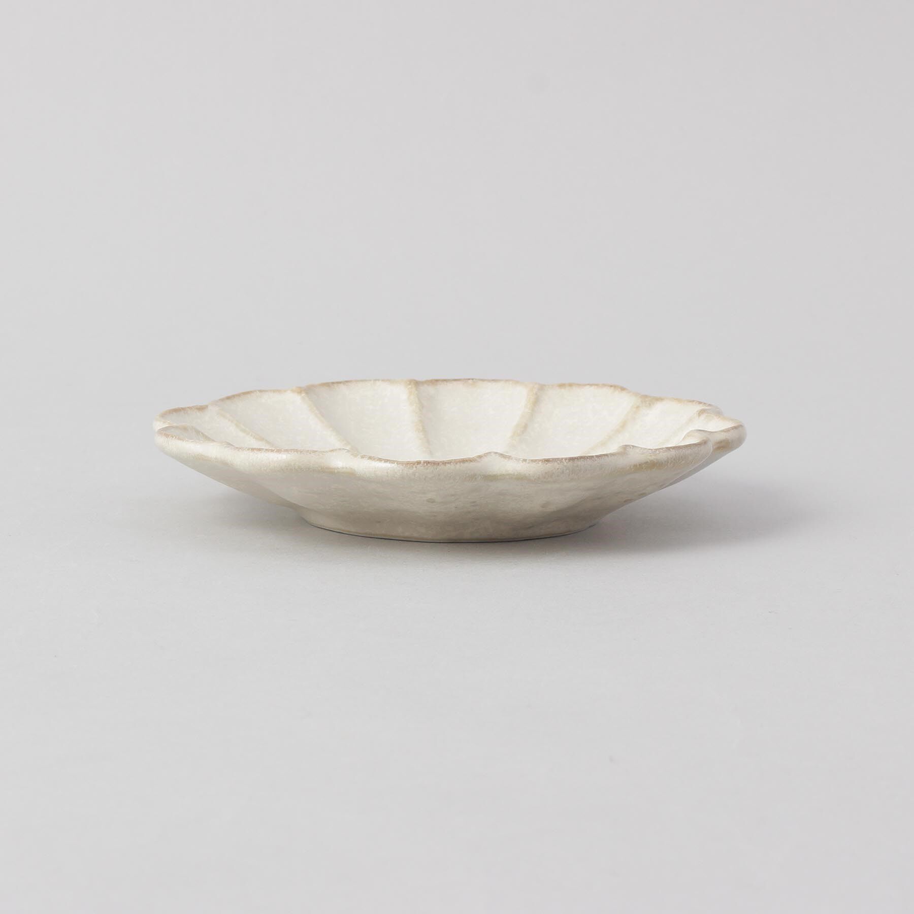 212 KITCHEN STORE「リンカ 白練 四寸皿」|食器・キッチングッズ|