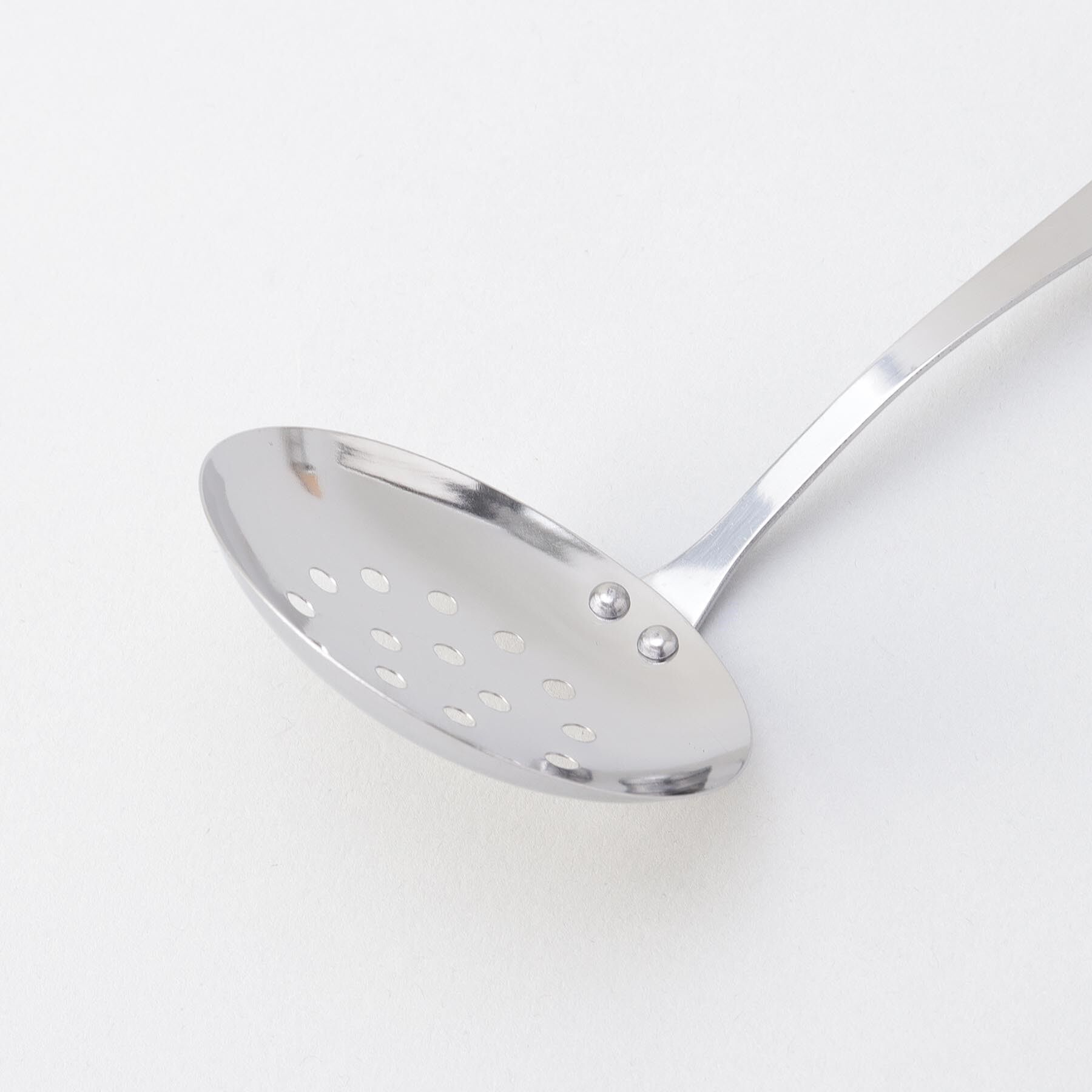 212 KITCHEN STORE「KK 木柄 卓上穴あきお玉」|食器・キッチングッズ|