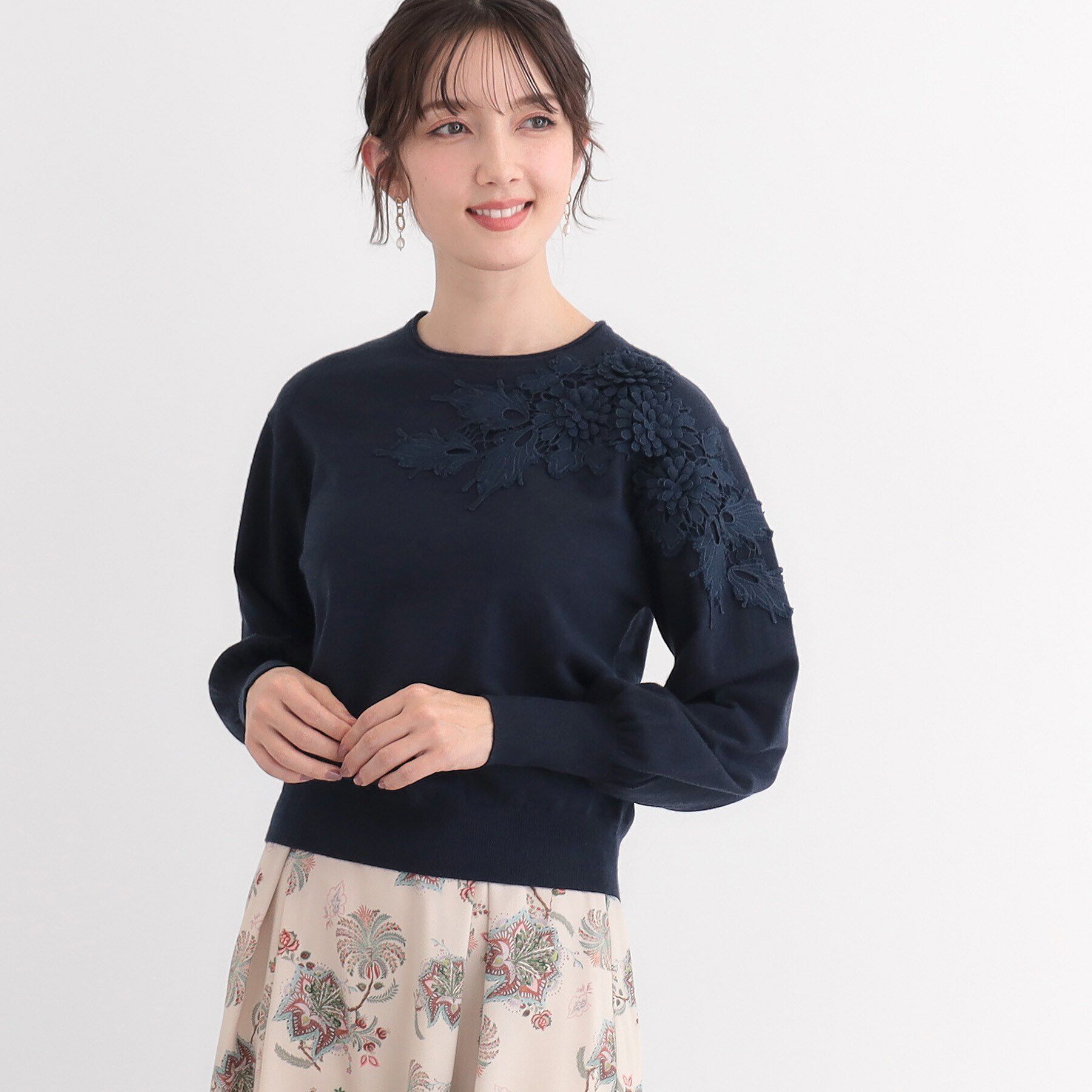 SunaUna「【春まで着られる／衿元レース／ふわふわ】ケミカルレースニット」|ニット・セーター|