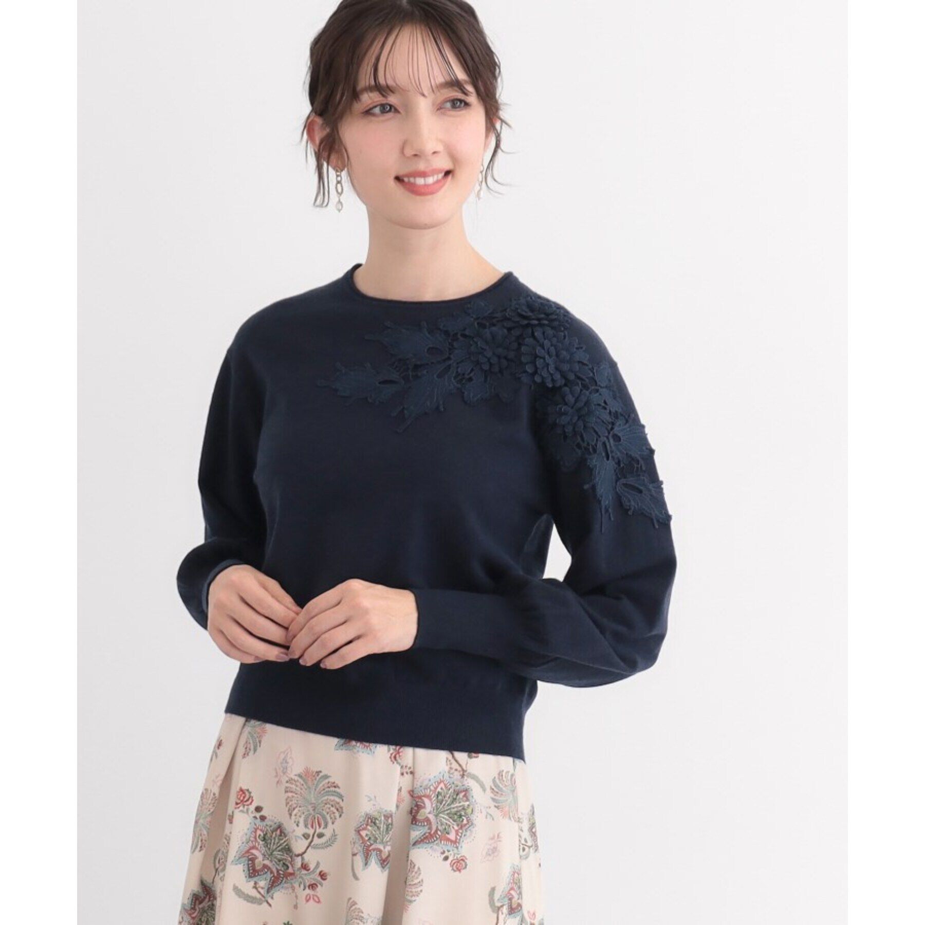 SunaUna「【春まで着られる／衿元レース／ふわふわ】ケミカルレースニット」|ニット・セーター|ネイビー(094)