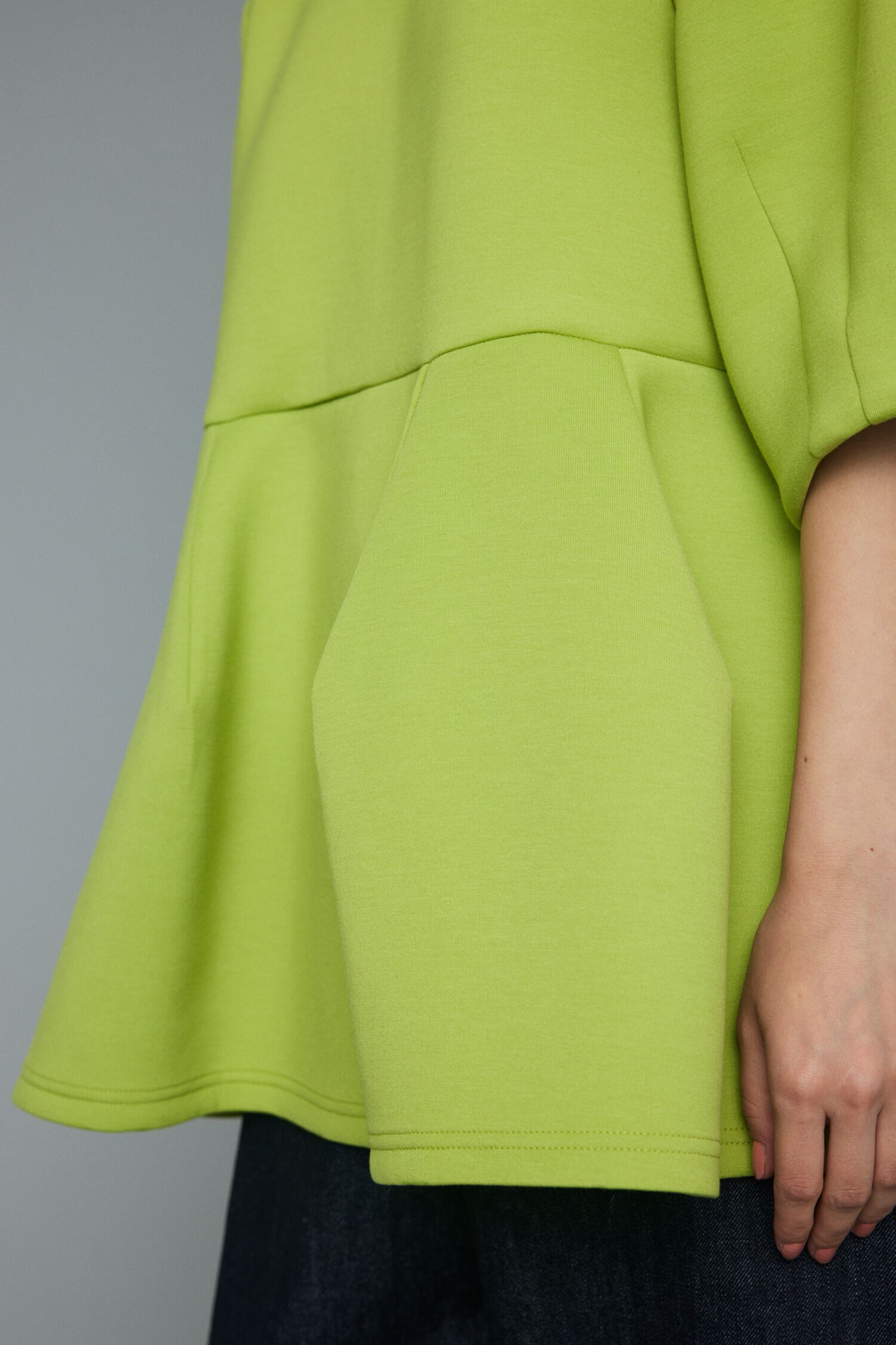 HeRIN.CYE「Feels puff sleeve tops」|Tシャツ・カットソー|