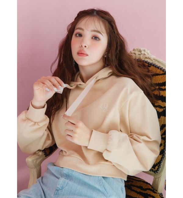 dazzlin「【CALNAMURコラボ】ロゴショートフーディ」|スウェット・ジャージ|