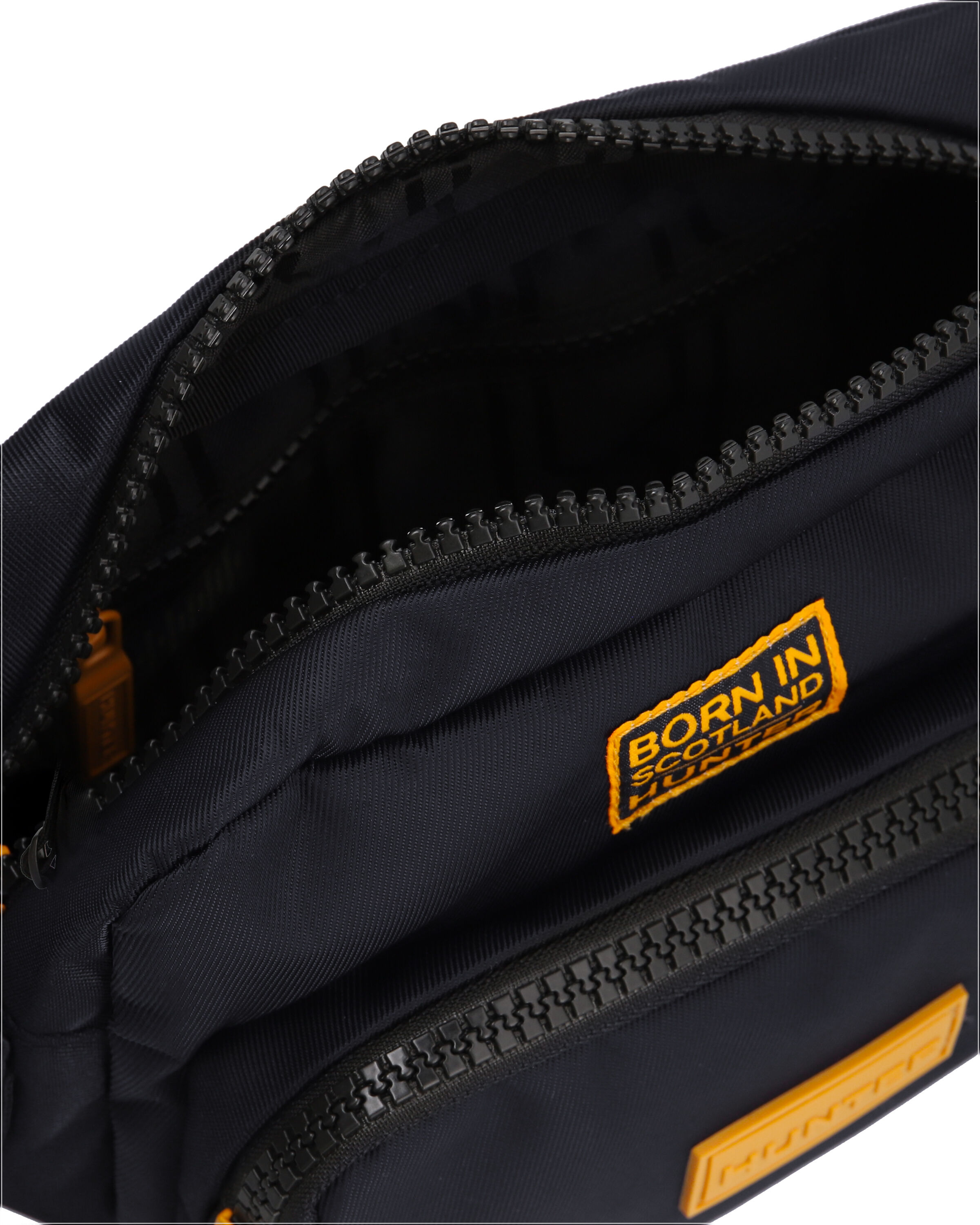 HUNTER「ナイロン クロスボディ ボーン イン スコットランド」|ショルダー・メッセンジャー|