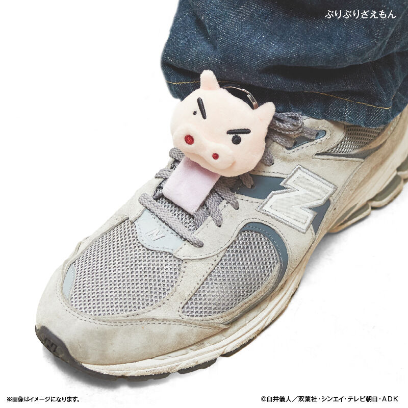 BACKYARD FAMILY「クレヨンしんちゃん グッズ 通販 蓄光マスコット ループホルダー クレヨンしんちゃんグッズ」|チャーム・キーホルダー|