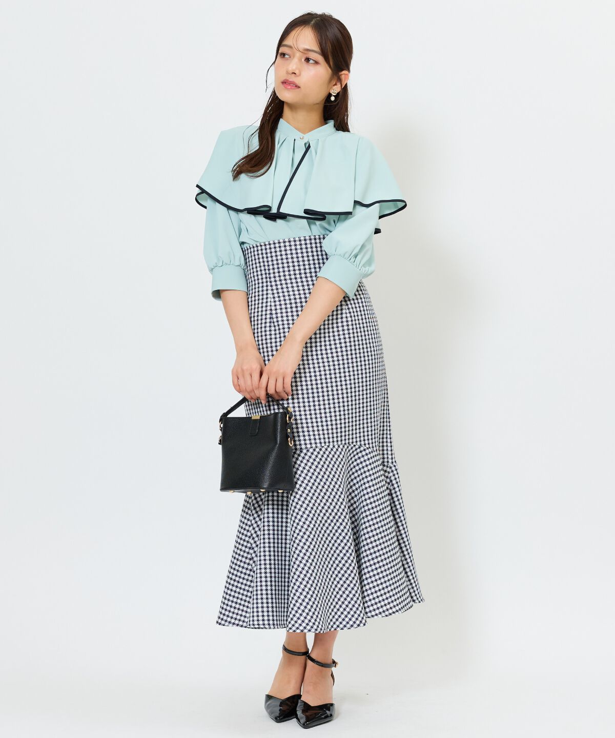 アンドクチュール「パイピングケープブラウス」|シャツ・ブラウス|