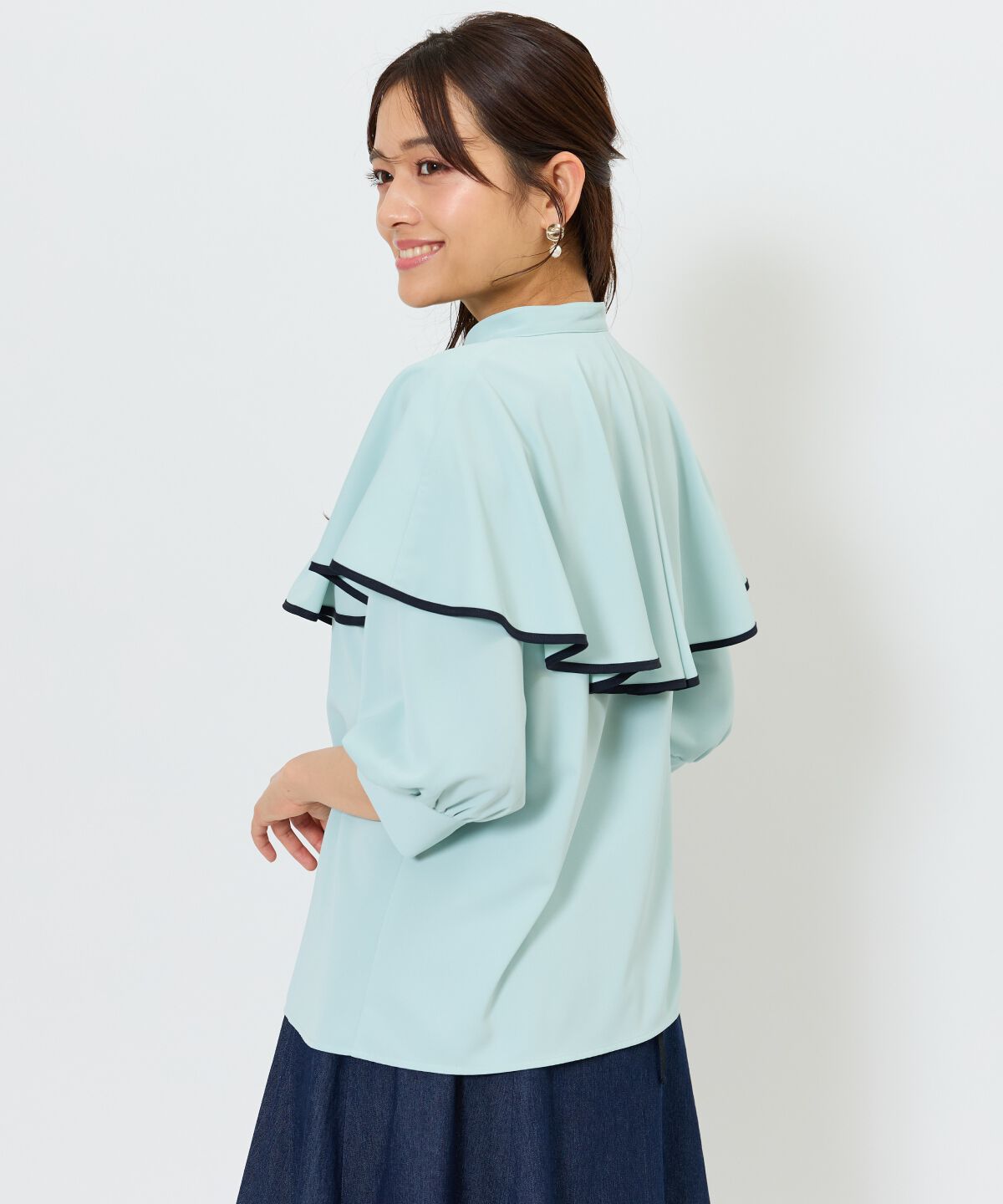 アンドクチュール「パイピングケープブラウス」|シャツ・ブラウス|