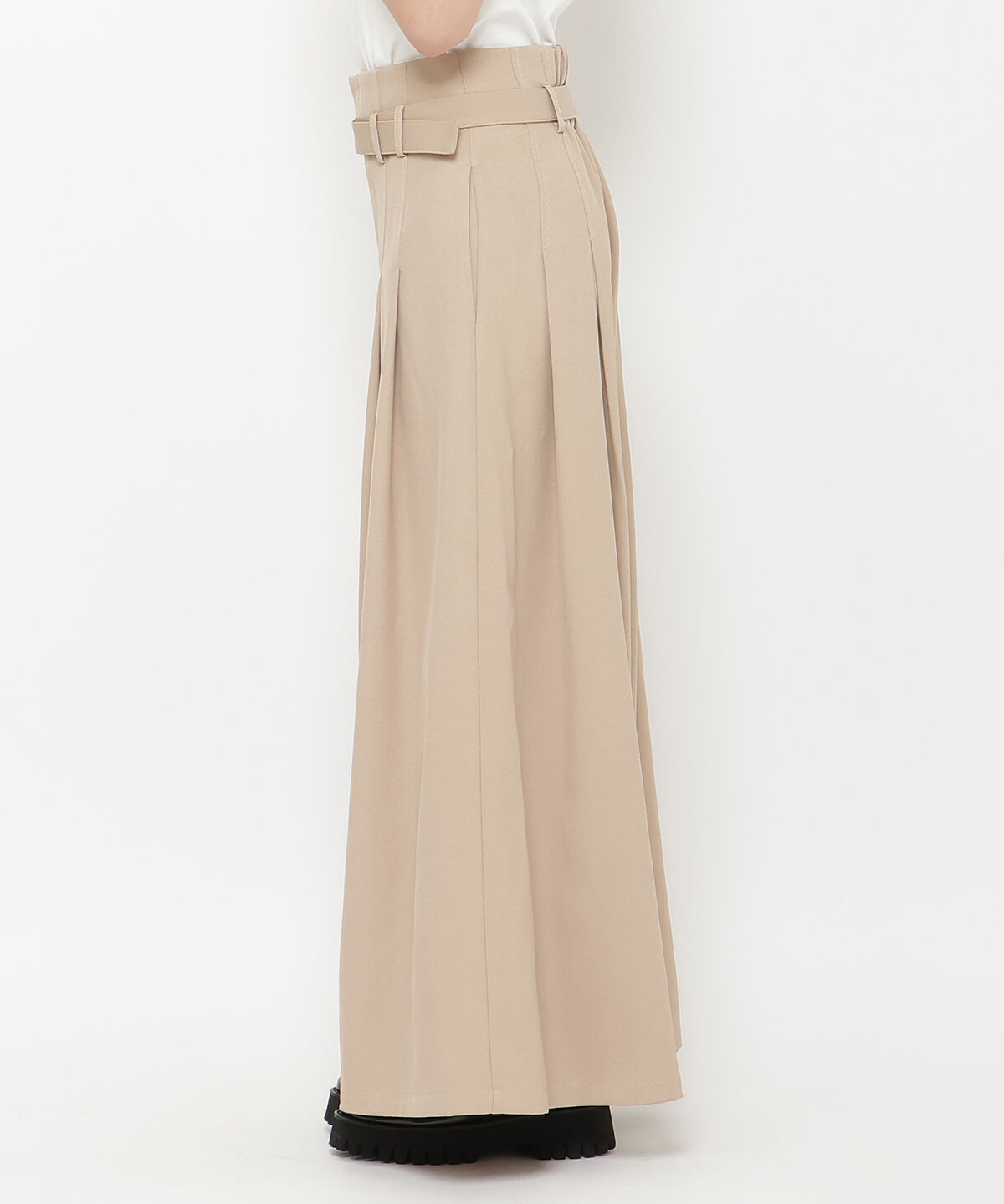 REDYAZEL「ハイウエストタックフレアパンツ」|その他|