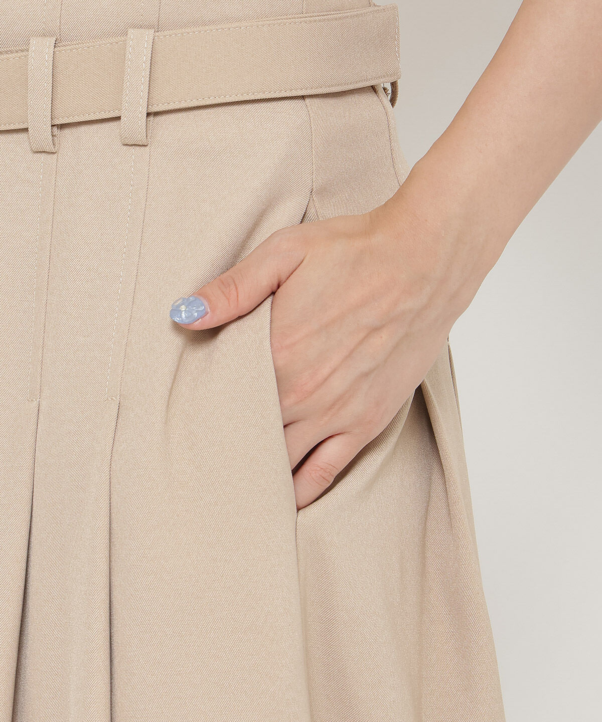 REDYAZEL「ハイウエストタックフレアパンツ」|その他|