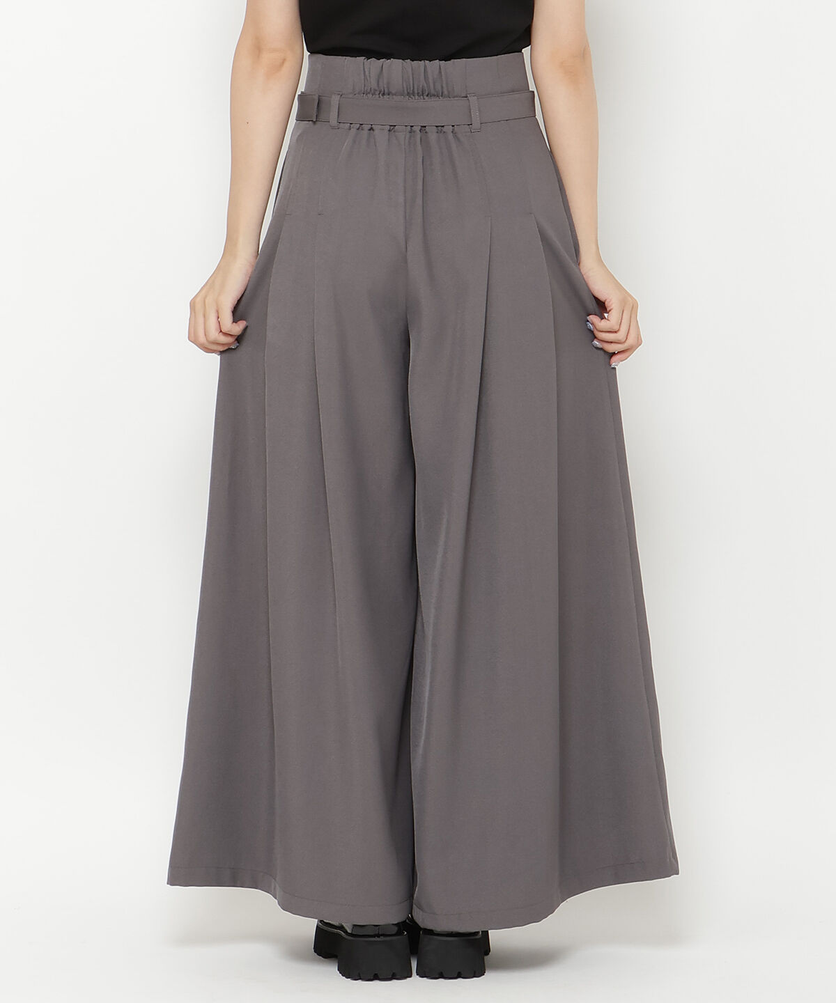 REDYAZEL「ハイウエストタックフレアパンツ」|その他|