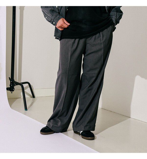 BEAMS「2プリーツ ワイド スラックス」|チノ|
