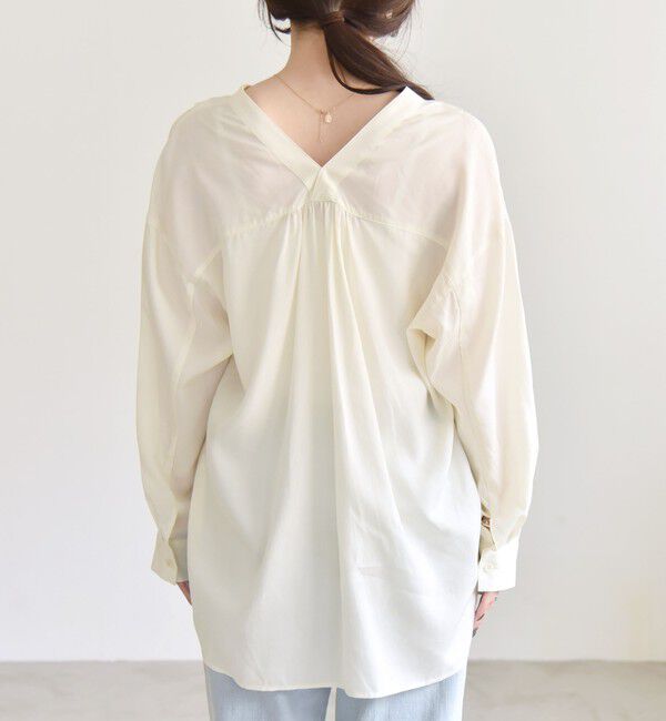 quaranciel「quaranciel:〈手洗い可能〉Vネック バック ギャザー ブラウス」|シャツ・ブラウス|