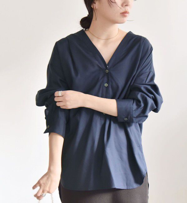 quaranciel「quaranciel:〈手洗い可能〉Vネック バック ギャザー ブラウス」|シャツ・ブラウス|