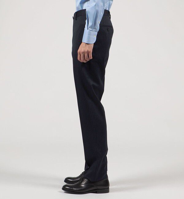TOMORROWLAND MENS「Super100'sウール ピンストライプ ノープリーツスラックス」|スラックス|