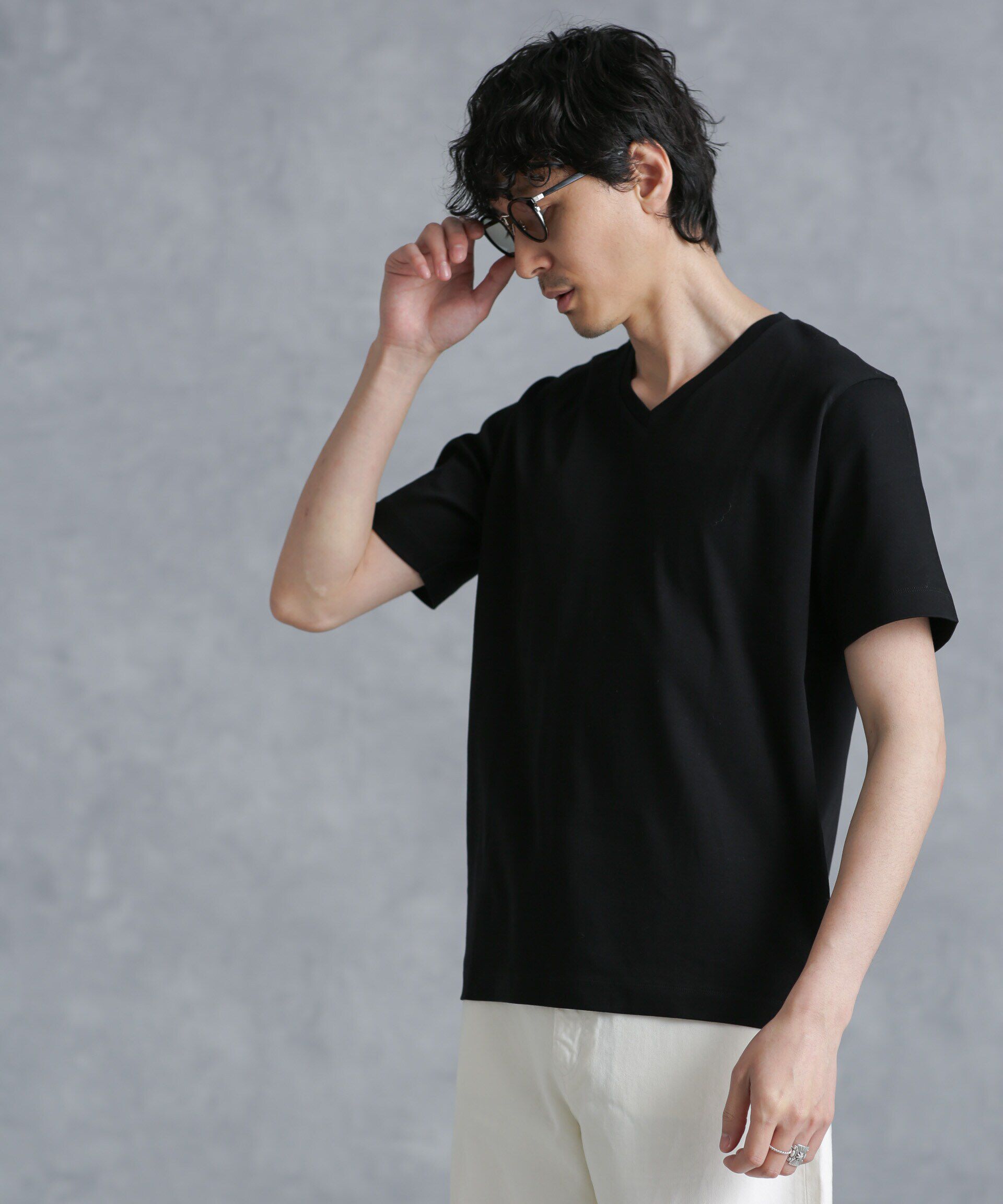 nano･universe「アンチスメル VネックTシャツ 半袖」|Tシャツ・カットソー|