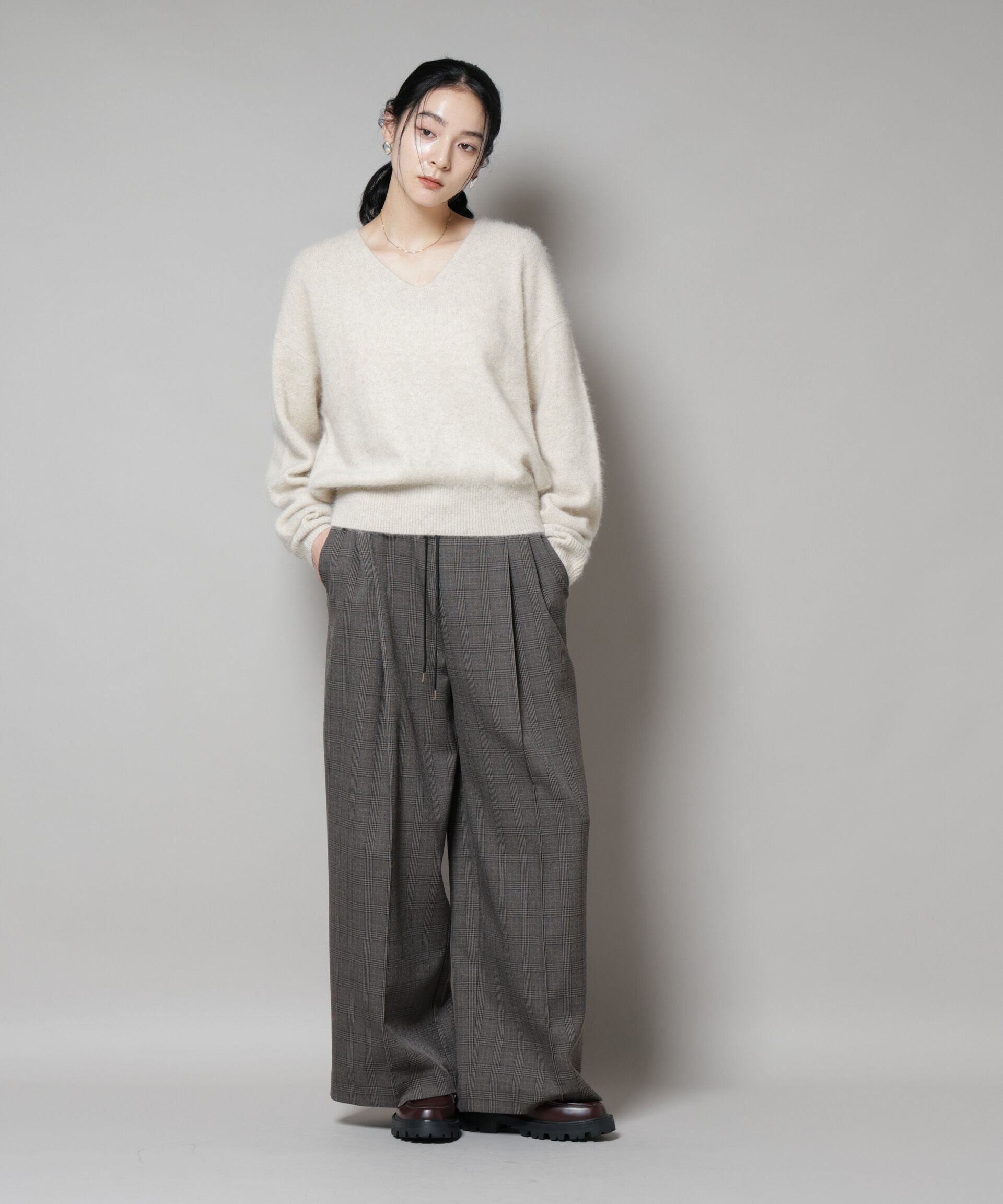 nano･universe「ウォッシャブルフォックスVネックニットプルオーバー」|ニット・セーター|