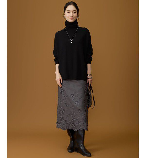 自由区「【SHIHOさん着用】エンブロイダリー スカート」|スカート|