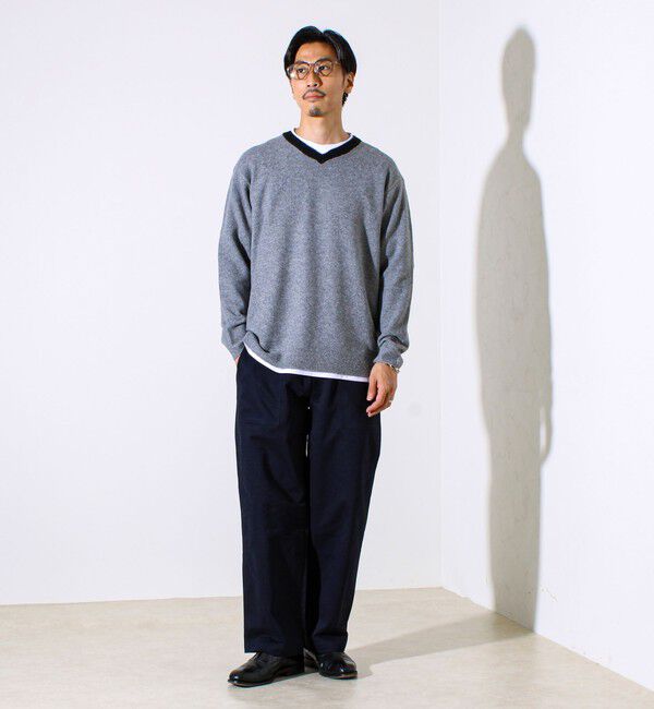 GLOSTER「【配色リブが映える大人ニット】GR刺繍 浅Vネックプルオーバーニット」|ニット・セーター|