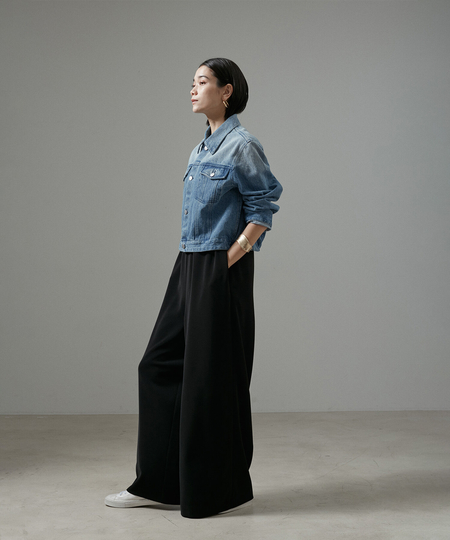 SALON adam et rope'「【WEB限定】クロップドカーヴィーデニムジャケット」|デニムジャケット|